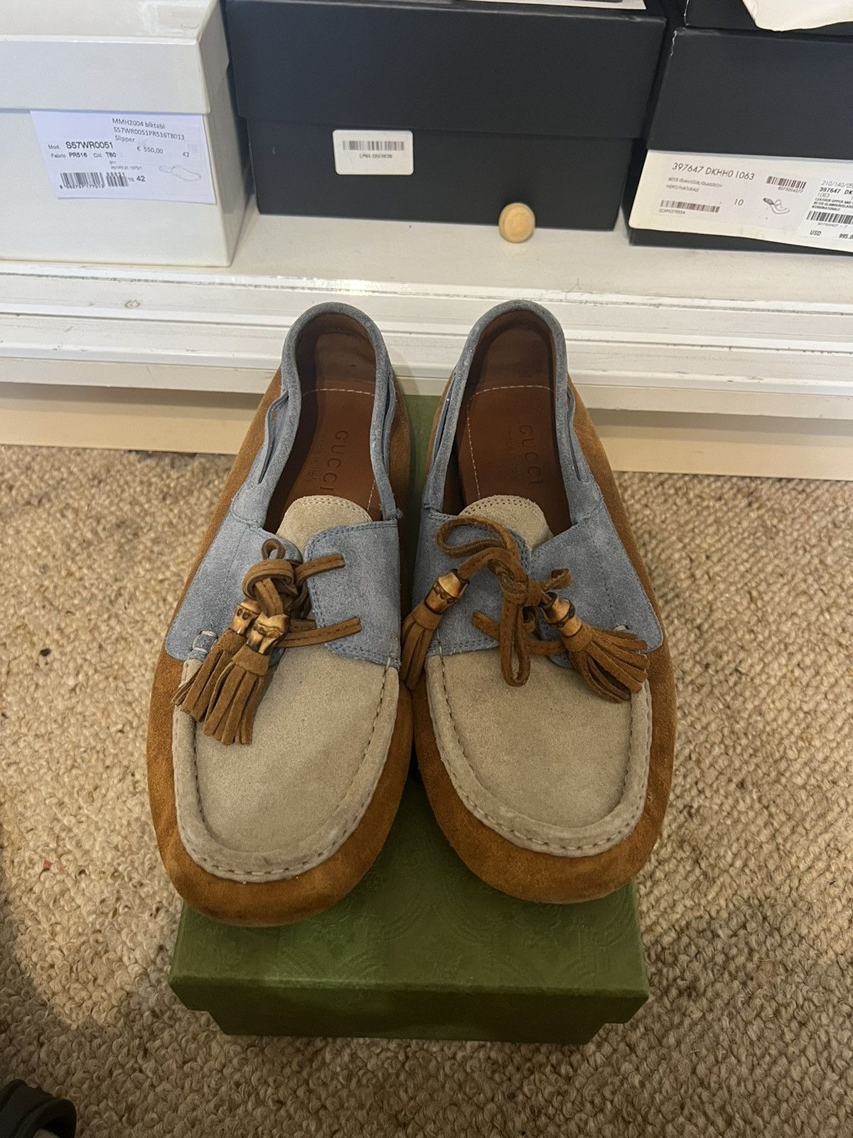 Gucci suede moccasin loafer with tassels