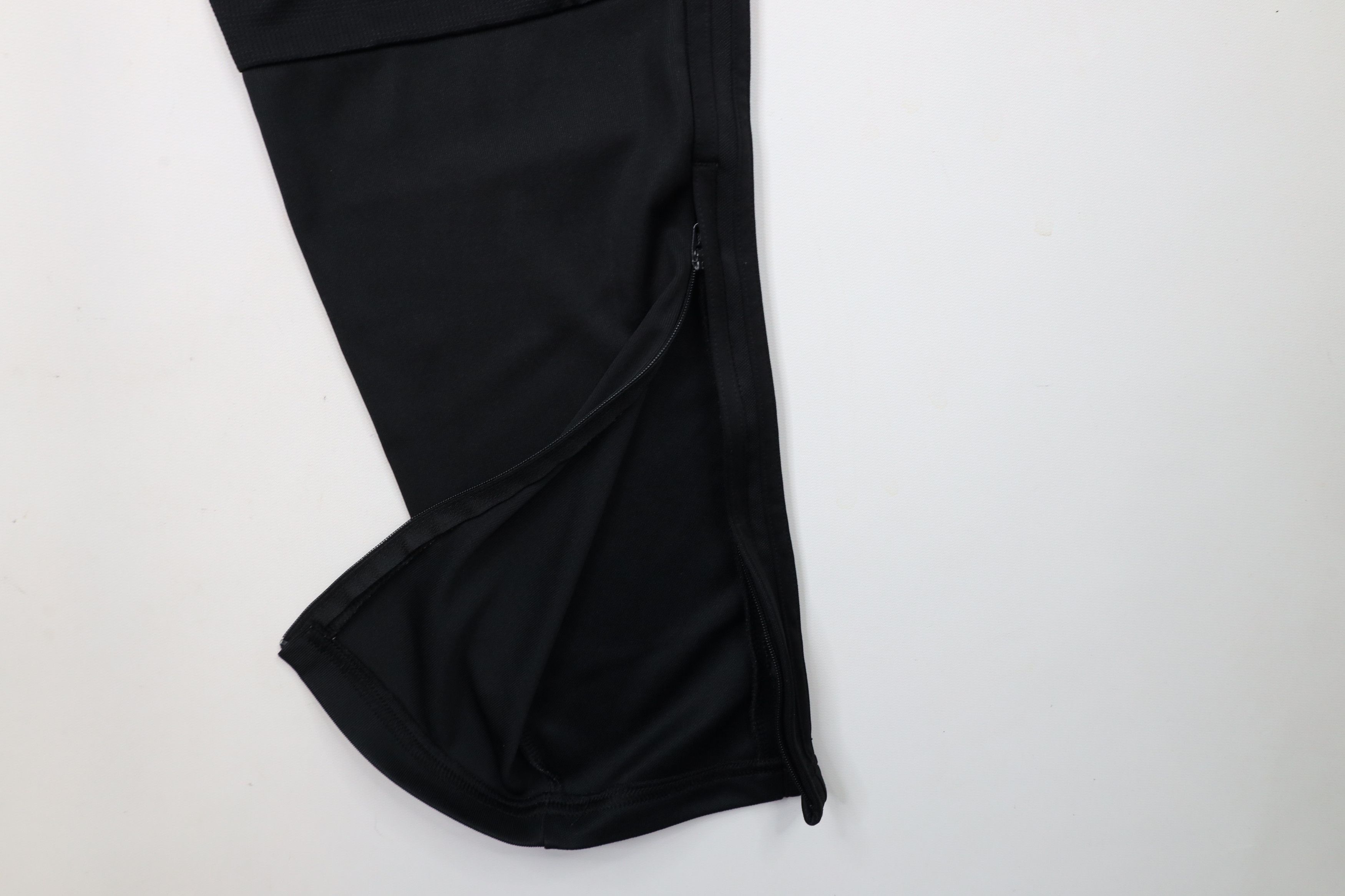 Adidas × Vintage Vintage Y2K Adidas Striped Tapered Leg Soccer Warm Up Pants Size US 38 / EU 54 - 9 Thumbnail