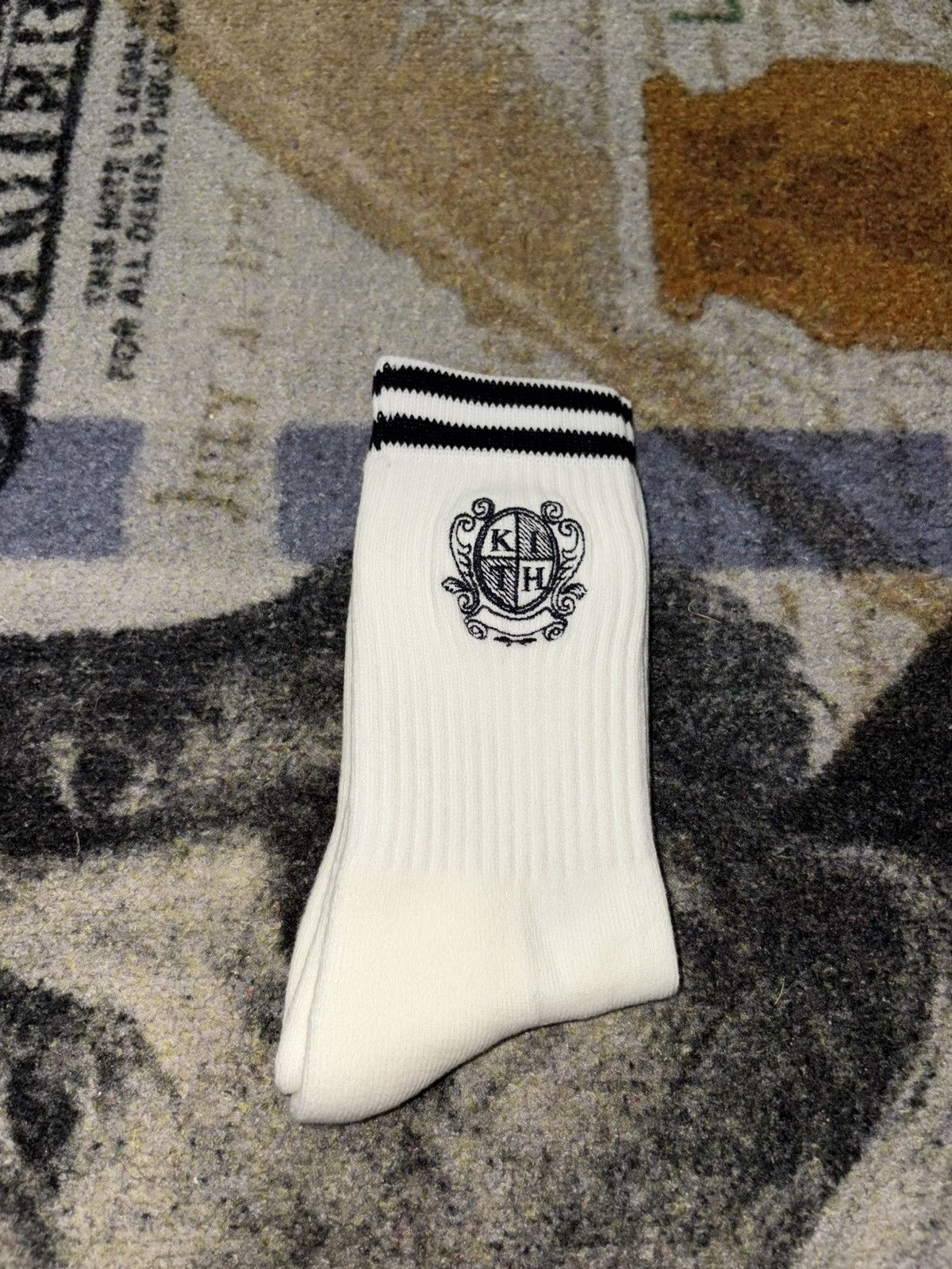Kith Kith Crest Logo Crew Socks (ONE SIZE) Size ONE SIZE - 3 Thumbnail
