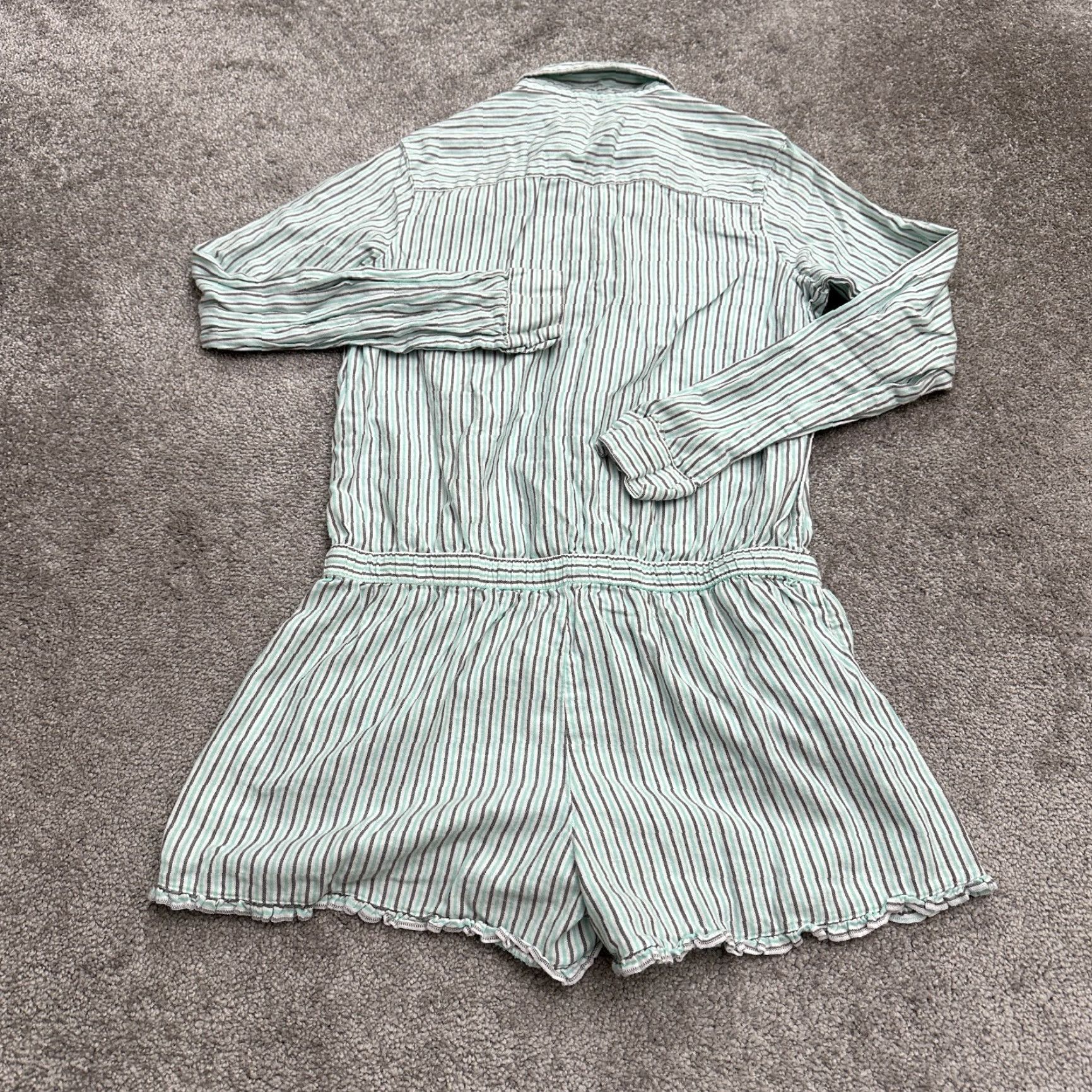 Vintage Xhilaration Romper Shirt Womens Small Green Striped Long Sleeve Casual One-Piece Cardigan? wait. Size S / US 4 / IT 40 - 2 Thumbnail