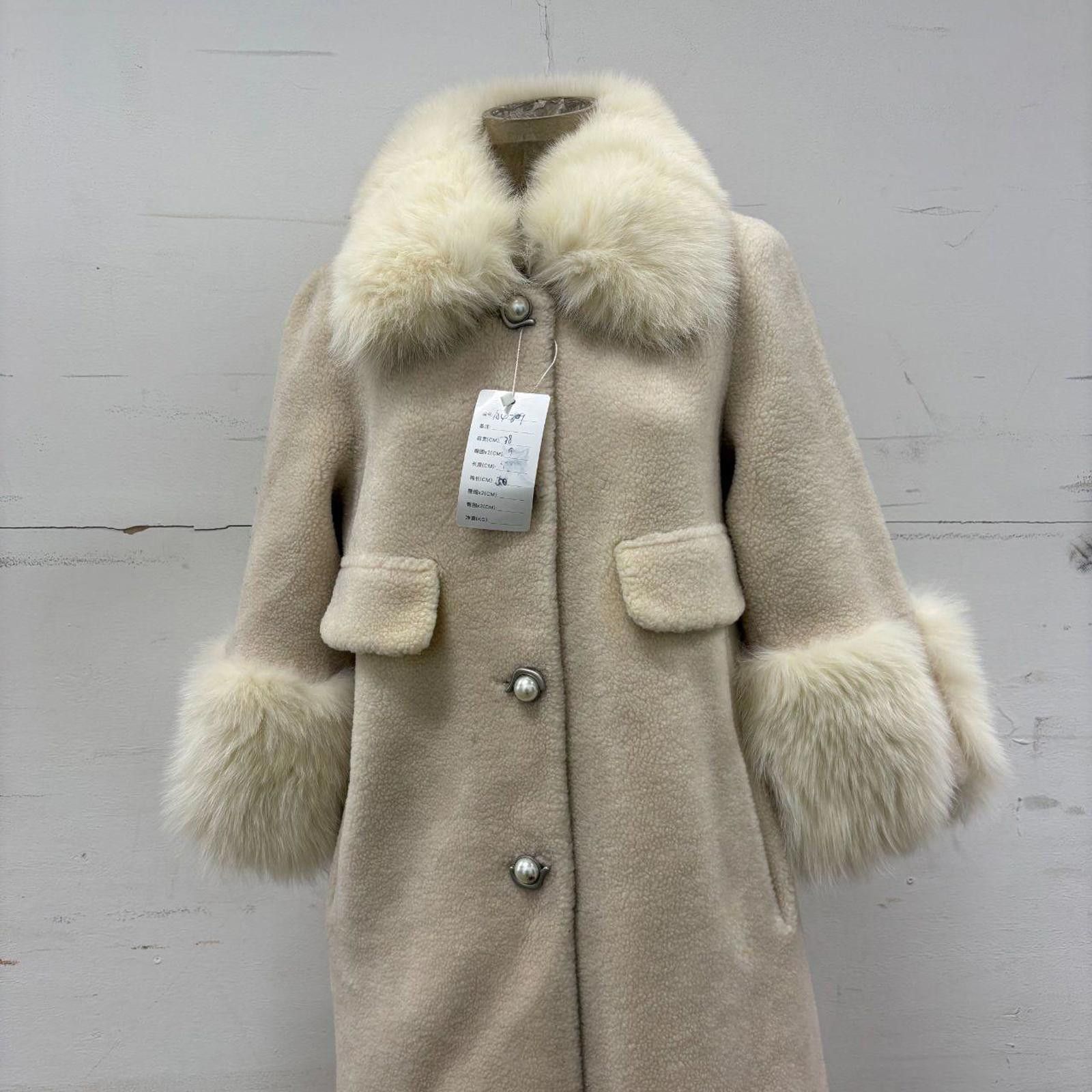 Other Vintage Y2K Cream Fleece Princess Coat with Genuine Fox Fur Size M / US 6-8 / IT 42-44 - 2 Thumbnail