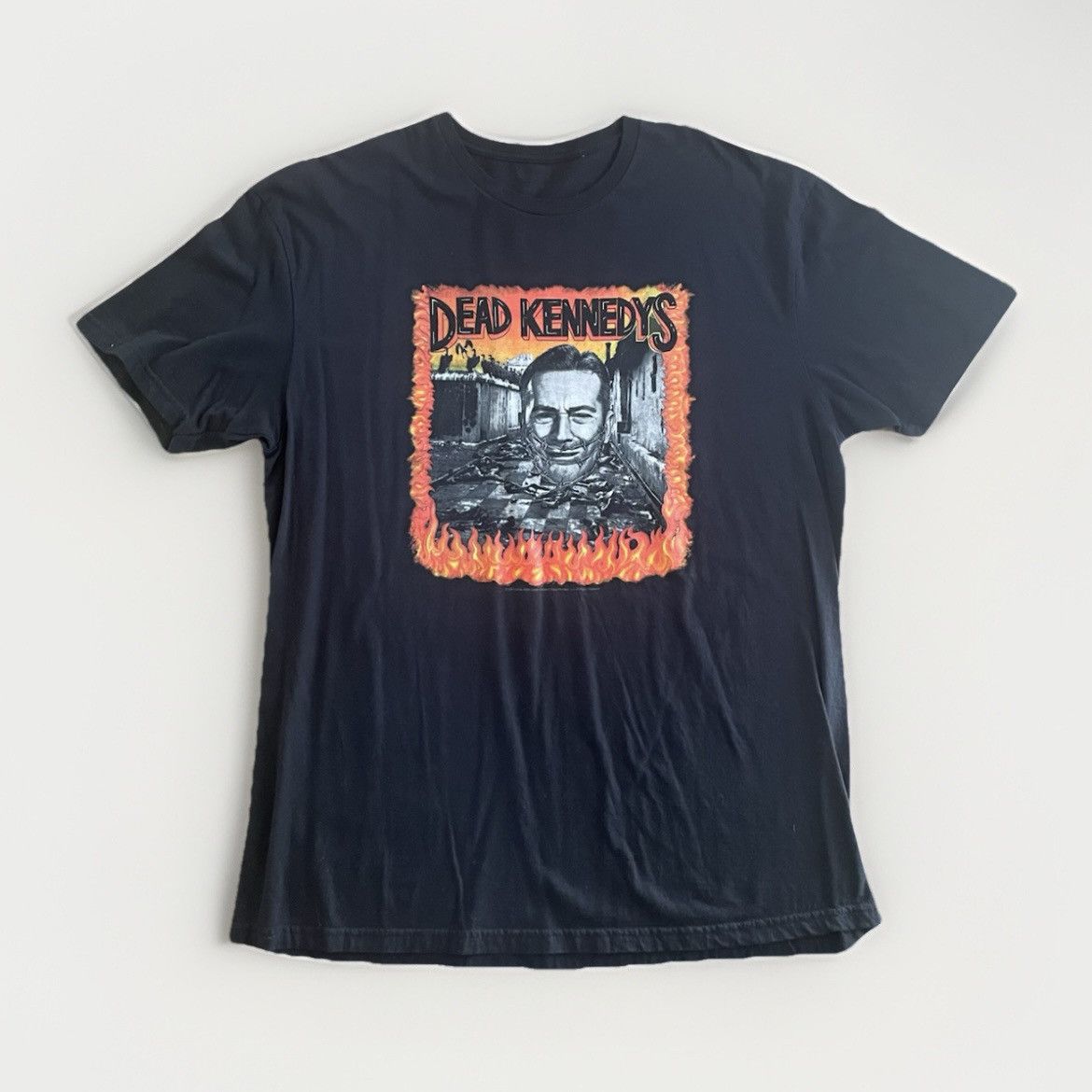 Vintage Dead Kennedys “Give Me Convenience Or Give Me Death” Tee Size US XL / EU 56 / 4 - 1 Thumbnail