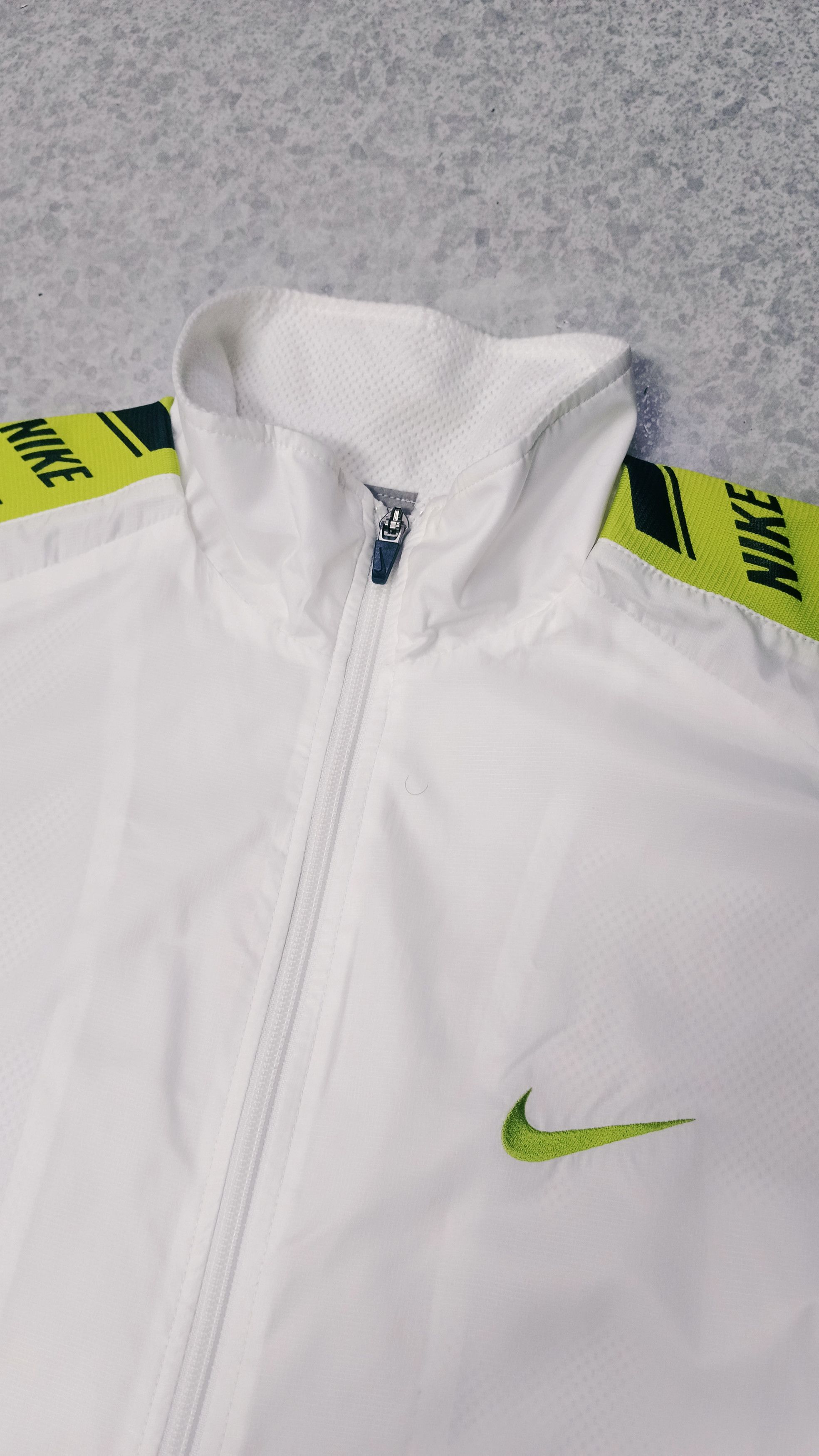 Nike Vintage Nike Side Tape Windbreaker Size US M / EU 48-50 / 2 - 3 Thumbnail