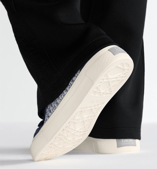 Dior o1w1db10426 3SN303 Low-Top Sneakers in Navy Blue Size US 7 / EU 40 - 9 Thumbnail