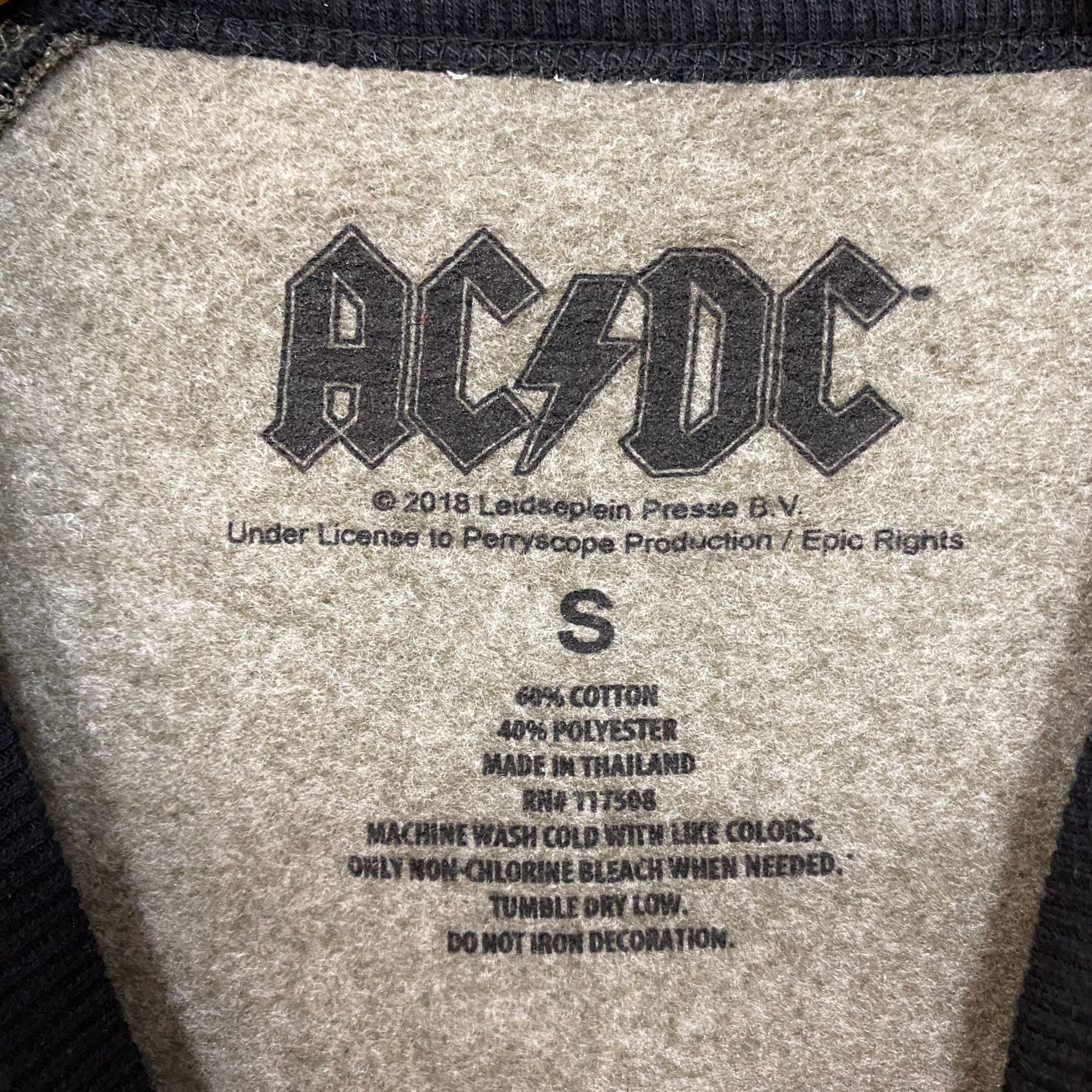 AC/DC AC/DC High Voltage Logo Crewneck size Small Size US S / EU 44-46 / 1 - 4 Thumbnail