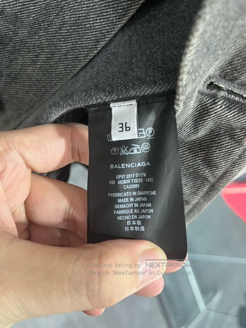 Balenciaga Balenciaga Letter print distressed denim jacket Size XS / US 0-2 / IT 36-38 - 7 Thumbnail