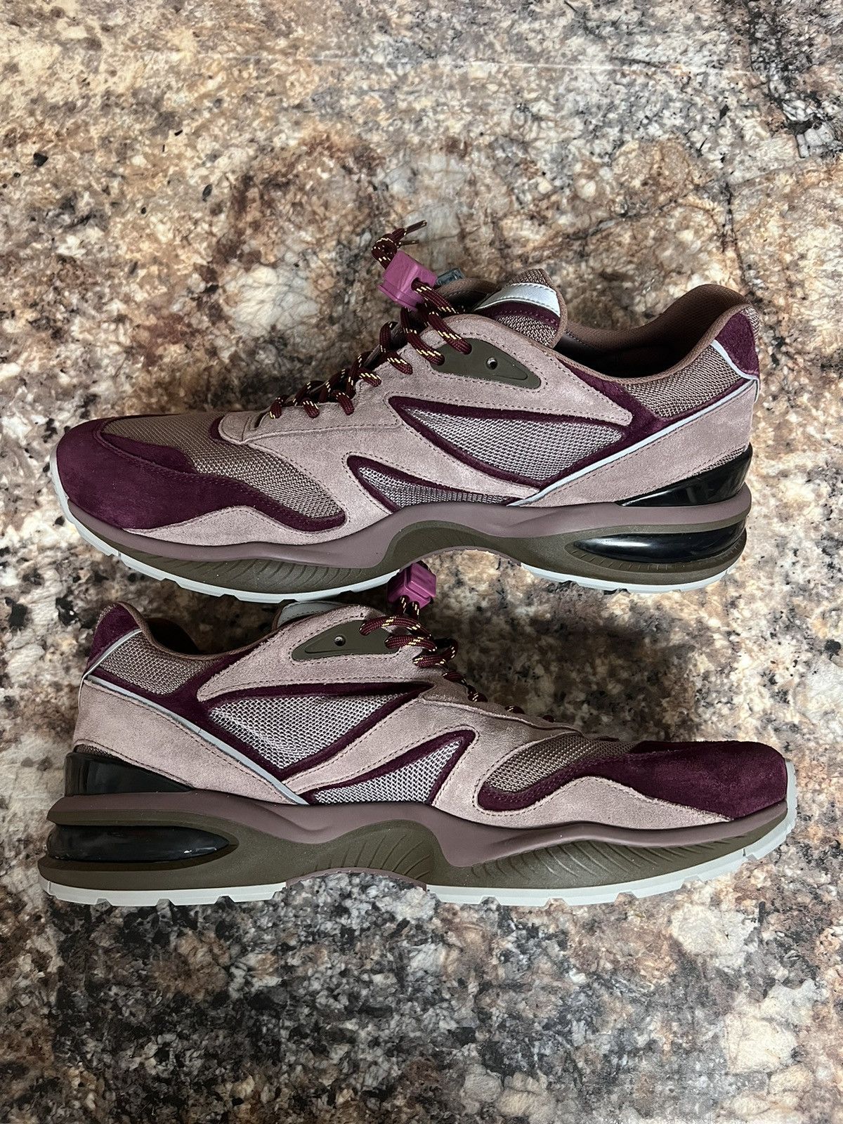 Louis Vuitton Louis Vuitton Trail Trainer sneaker Aubergine 10 LV 11.5 Size US 11.5 / EU 44-45 - 5 Thumbnail