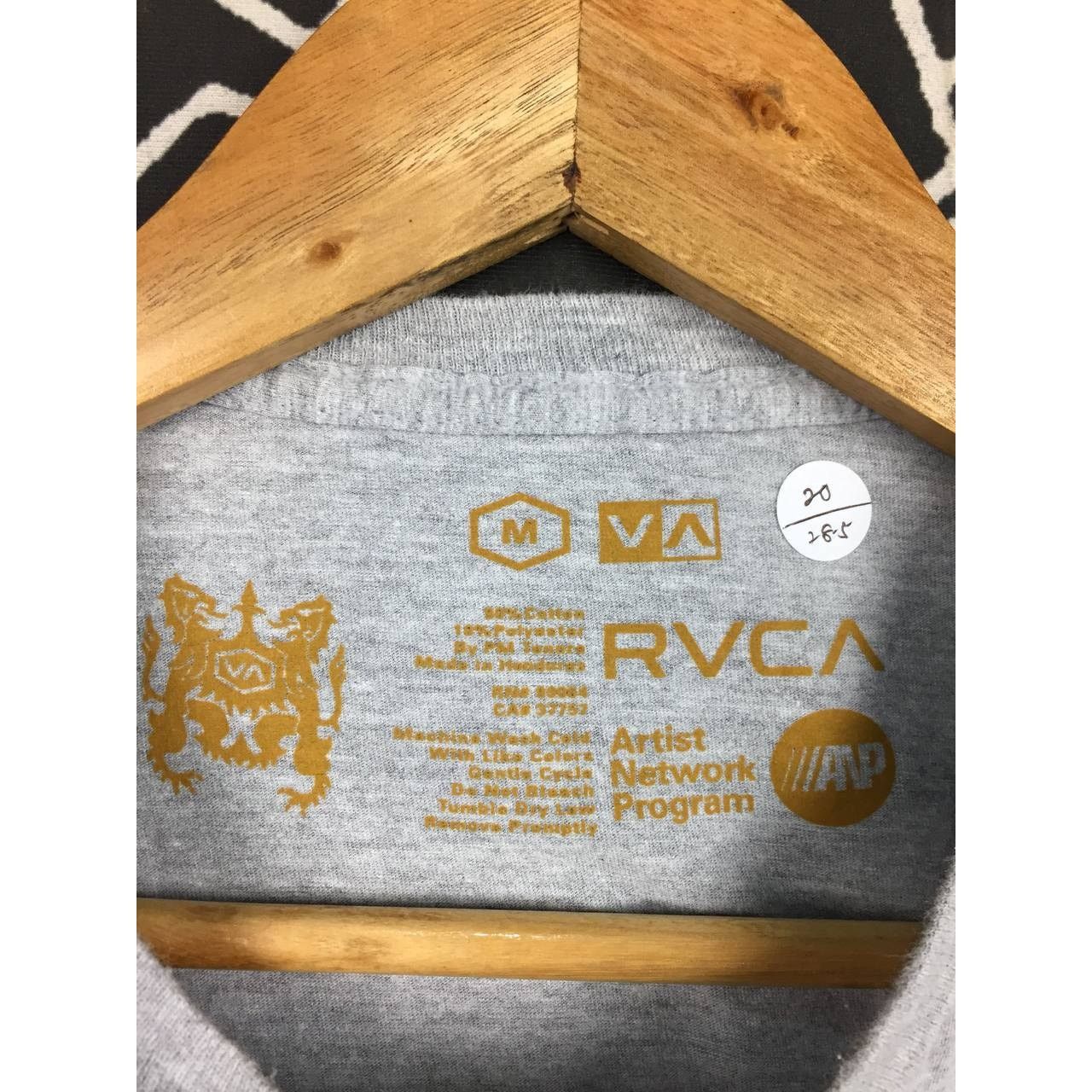 RVCA RVCA Artist Network Program Pocket Tee Size M Size US M / EU 48-50 / 2 - 12 Thumbnail