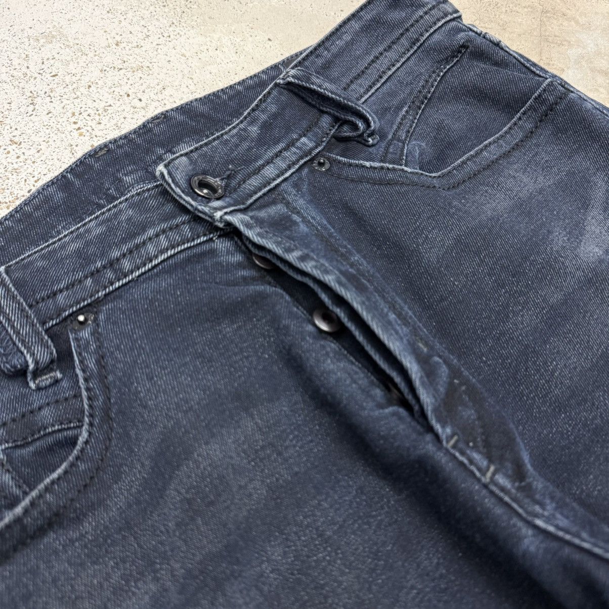 Diesel Diesel Akee Whisker Buttonfly Distressed Royal Indigo Denim Size US 34 / EU 50 - 12 Thumbnail