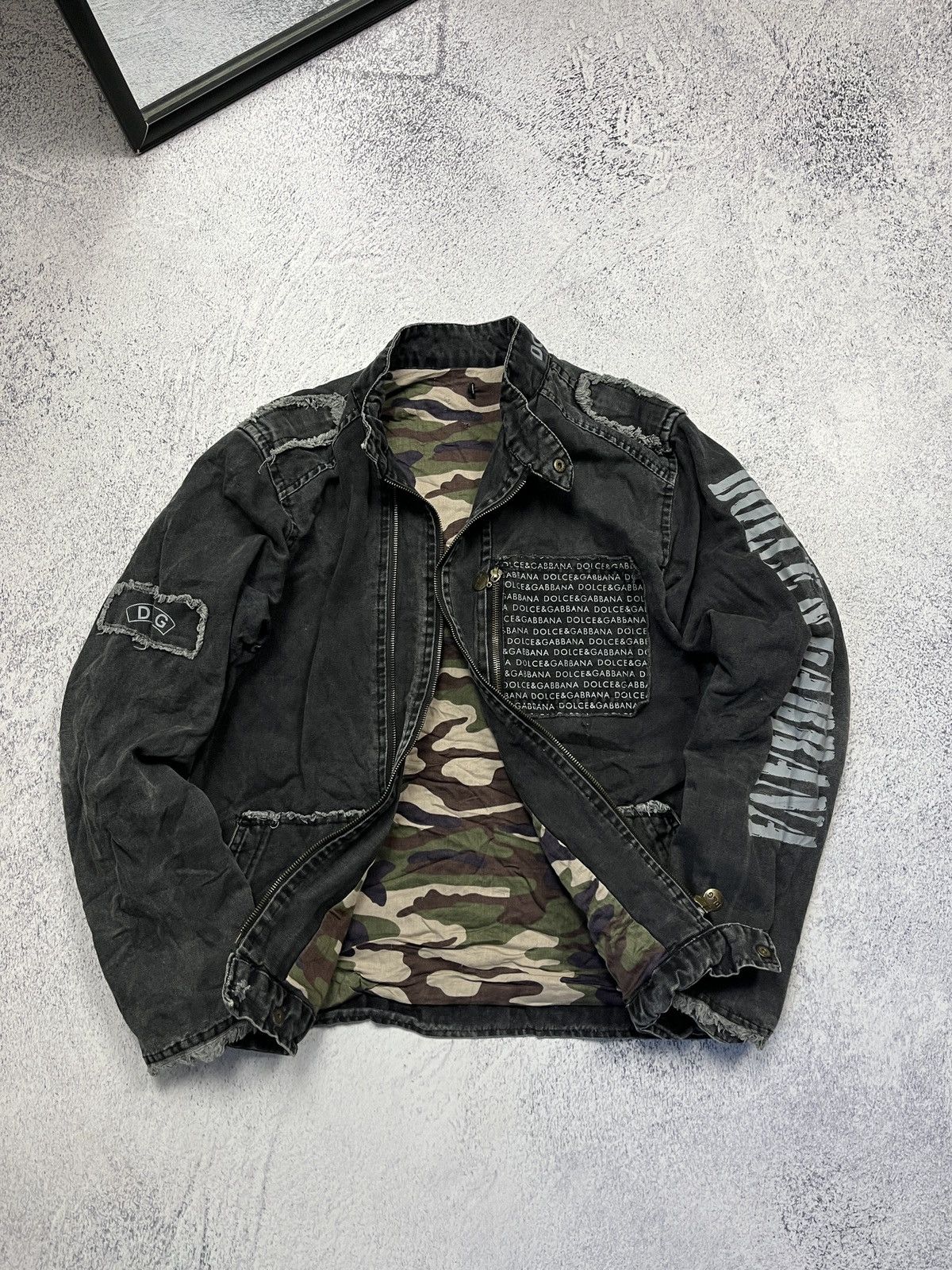 Japanese Brand Vintage Crazy Zip Avantgarde Y2k Distressed Denim Jacket Size US S / EU 44-46 / 1 - 1 Thumbnail
