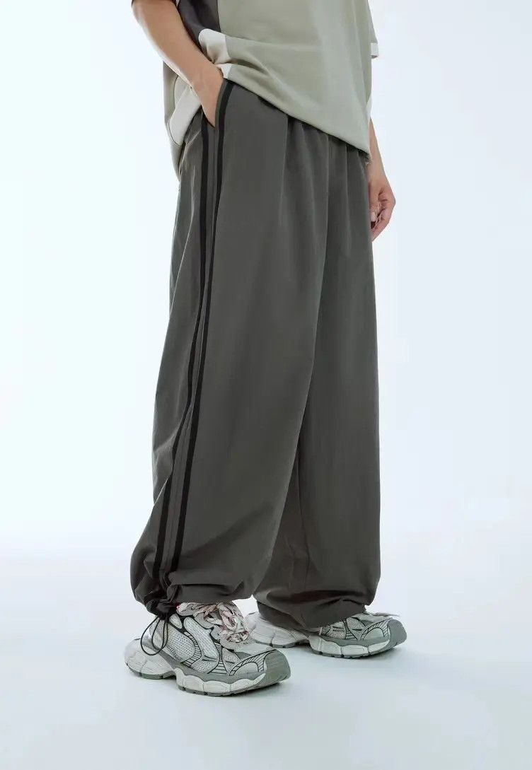 Designer × Japanese Brand Vintage Streetwear Japanese Design Loose Casual Pants Size US 32 / EU 48 - 1 Thumbnail