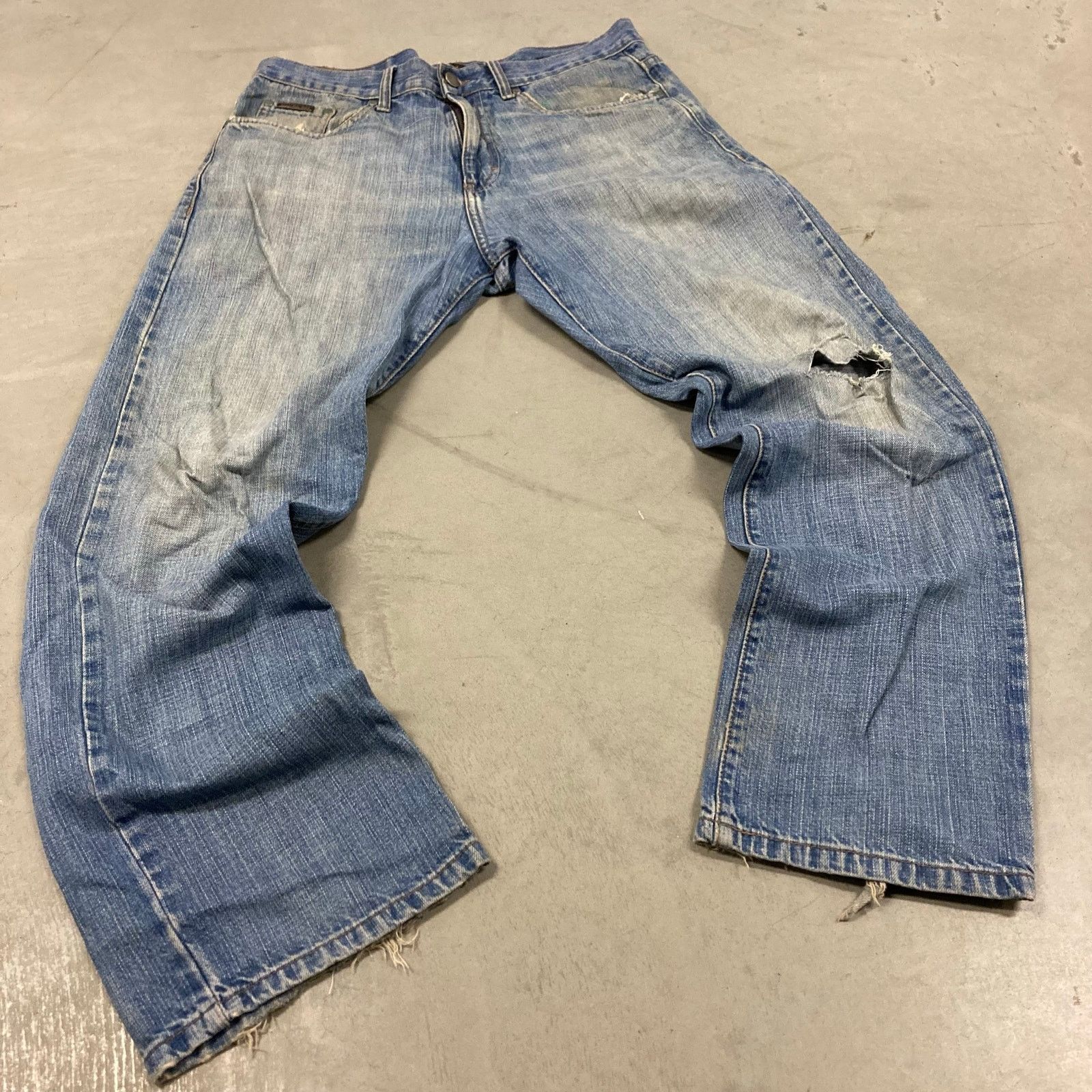 Vintage Vintage Y2K Calvin Klein baggy jeans 32x30 Size US 32 / EU 48 - 1 Thumbnail
