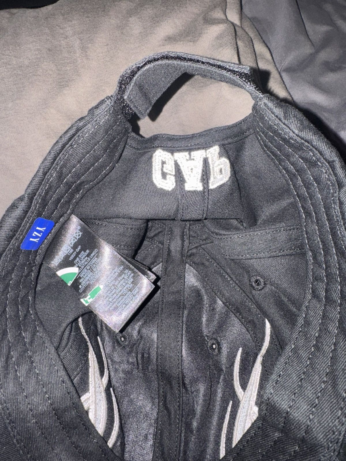 Gap × Yeezy Yeezy Flame Gap Hat Size ONE SIZE - 2 Thumbnail
