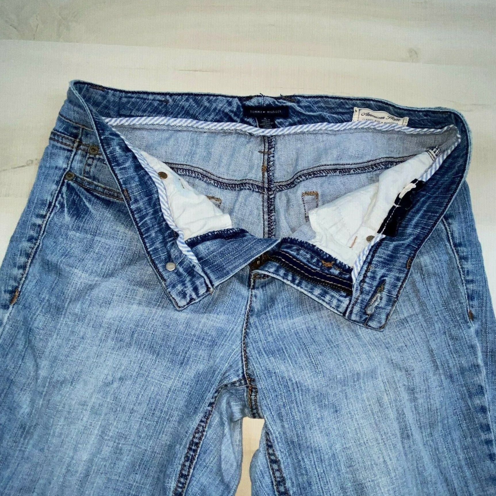 Tommy Hilfiger Tommy Hilfiger Women's Bootcut Jeans Blue Size 8 30x27.5 Classic Rise Cotton Blend Size 30" / US 8 / IT 44 - 3 Thumbnail