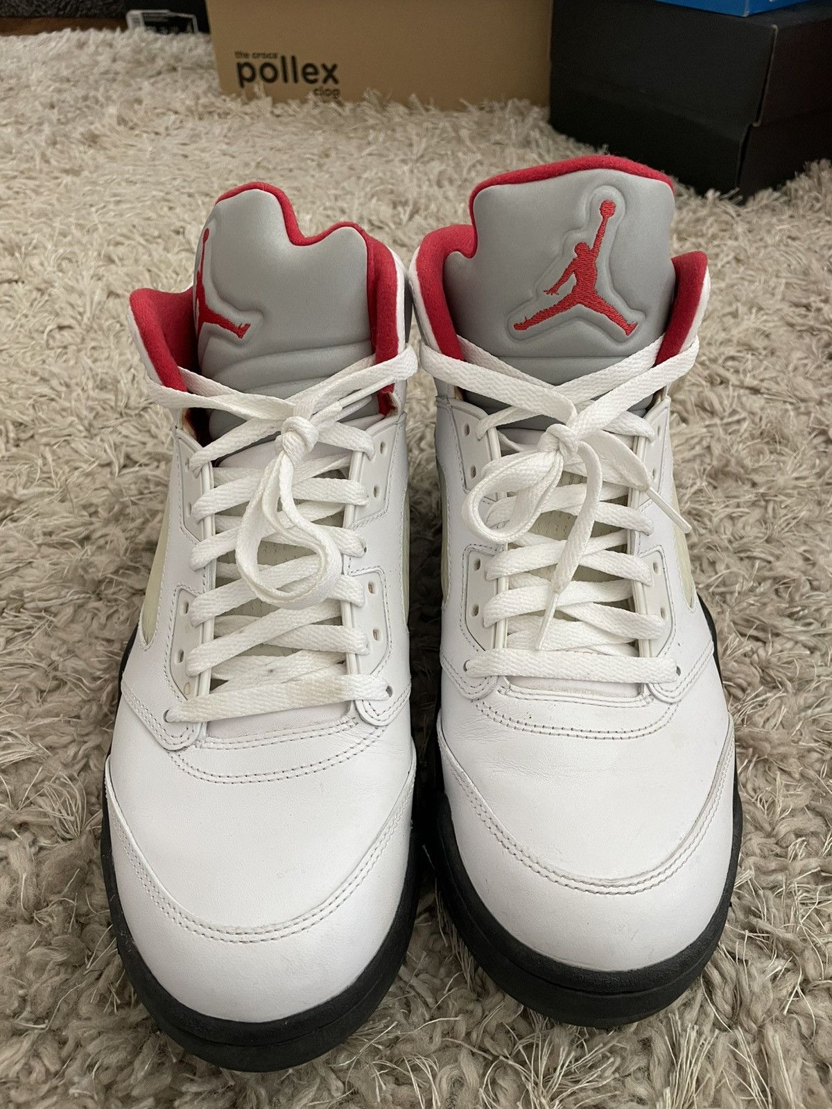 Jordan Brand Jordan 5 Fire Red Size US 9.5 / EU 42-43 - 4 Thumbnail