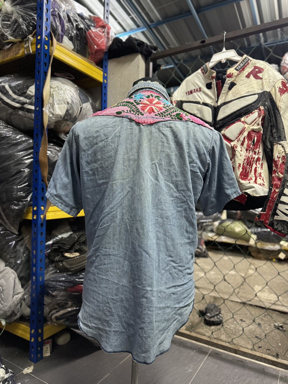 Vintage × Wrangler VINTAGE 80’S REMADE BY RE DENIM WRANGLER SHIRT Size US M / EU 48-50 / 2 - 3 Thumbnail