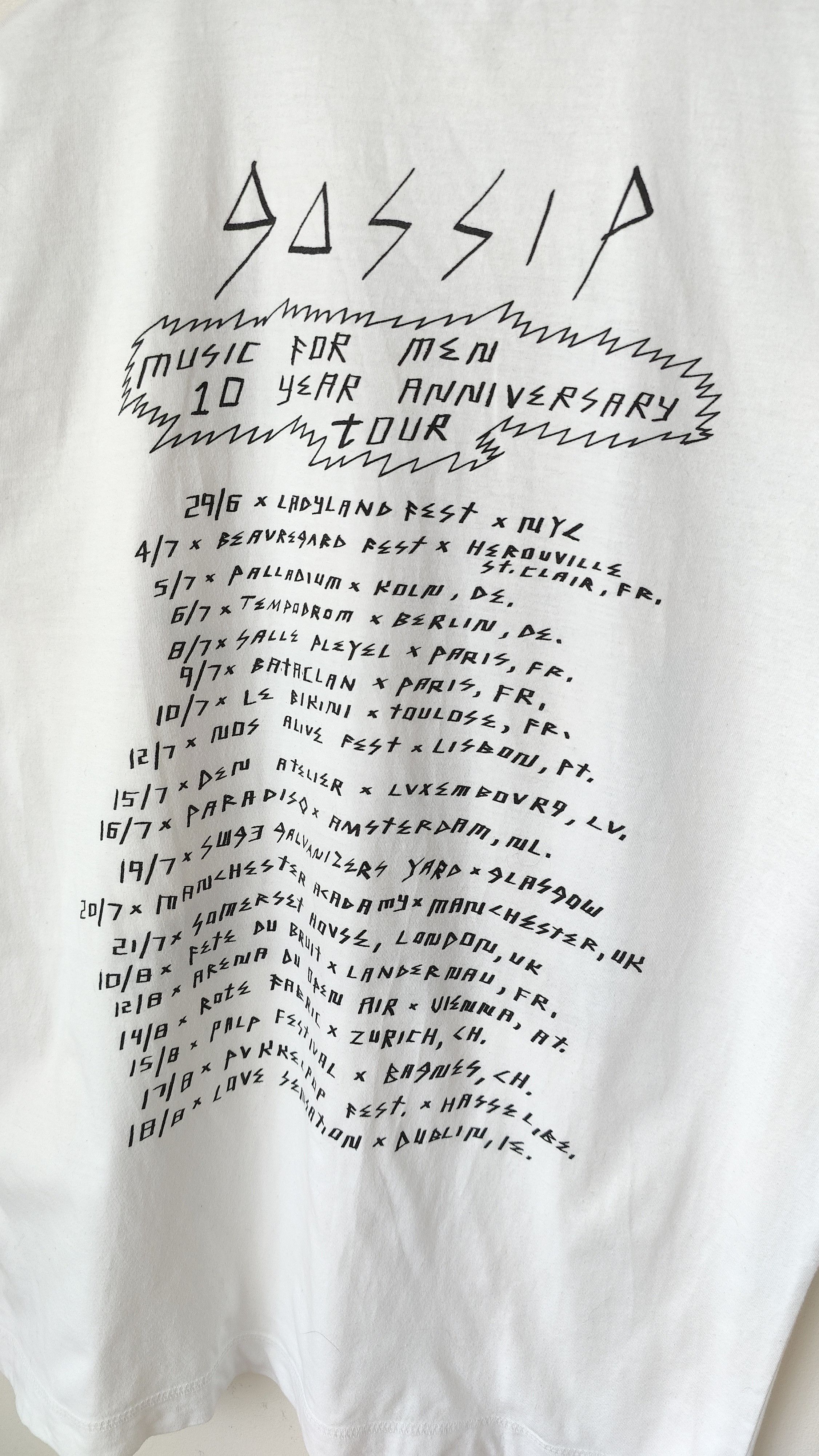 Band Tees Gossip Music for Men 10th Anniversary Tour Band Tshirt Size US L / EU 52-54 / 3 - 6 Thumbnail