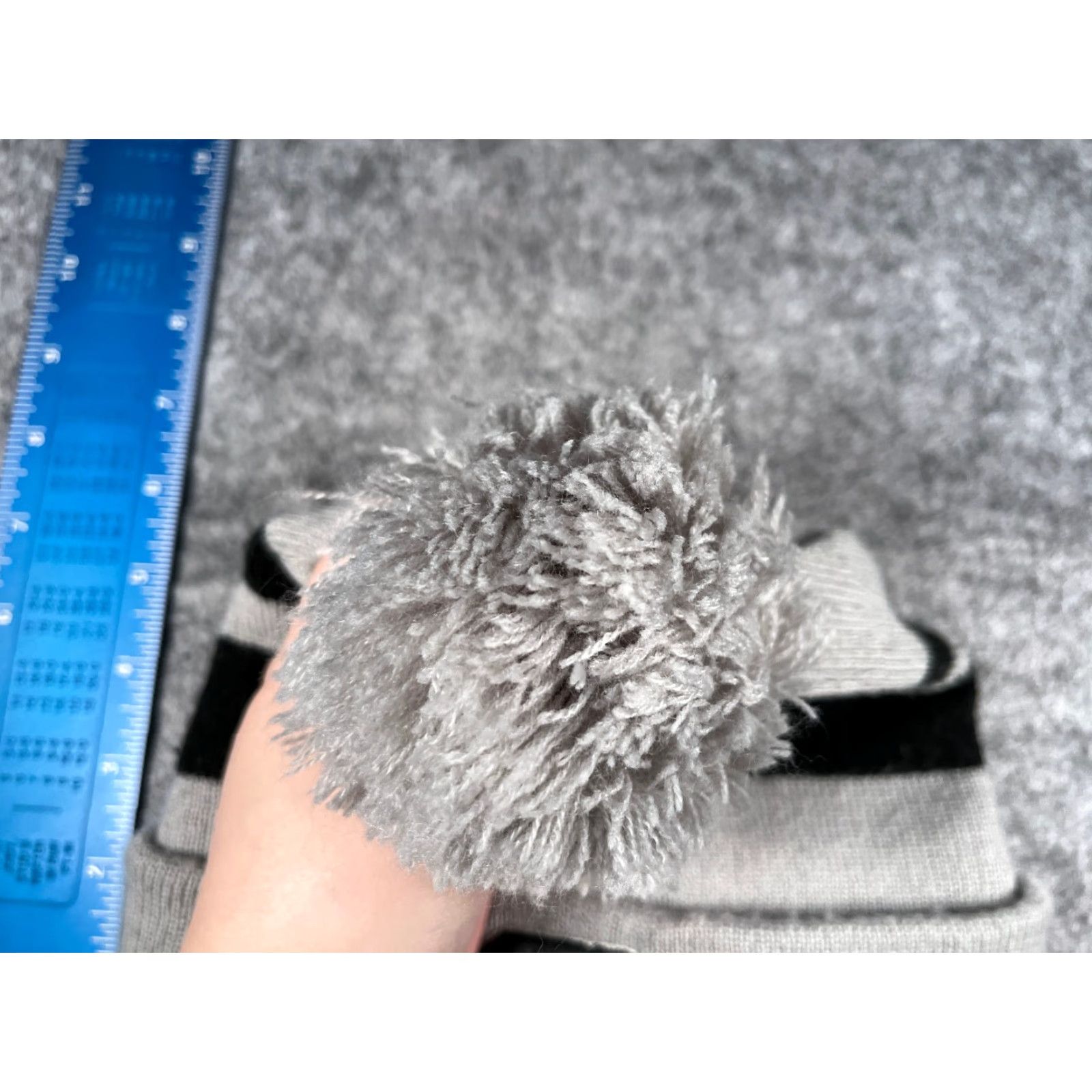 New Era New Era Beanie Hats Adult One Size Gray Stripe 100% Acrylic Pom Beanie, Knit, Sports, Men, Lightweight, Adjustable, Casual, Fall Spring Summer Winter Size ONE SIZE - 4 Thumbnail