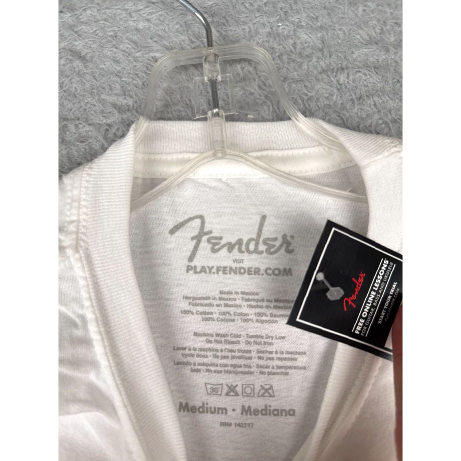 Fender Fender Shirt Men Medium White Red Guitar 1964 Stratocaster 100% Cotton TAGS Shirt Men Medium White Red Guitar 1964 Stratocaster 100% Cotton TAGS Size US M / EU 48-50 / 2 - 7 Thumbnail