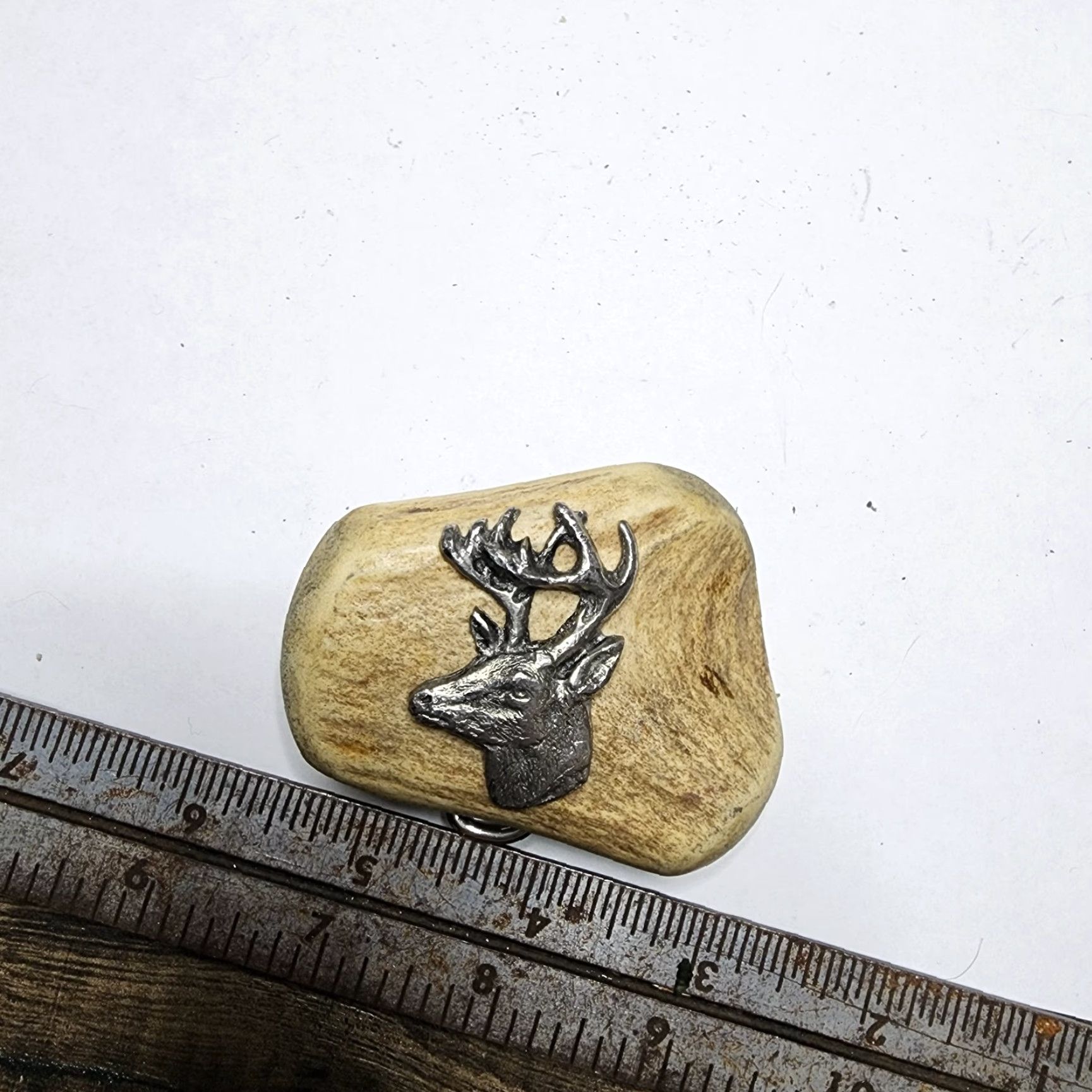 Vintage Vintage Deer Antlers Bone Belt Buckle 1980s Mens Beige Natural Material Size ONE SIZE - 3 Thumbnail