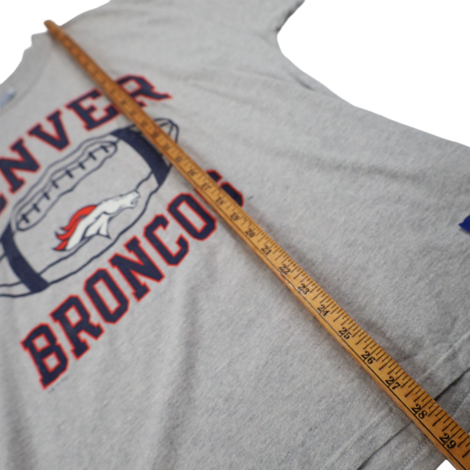 Champion × NFL × Vintage Vintage 90s Champion Denver Broncos Graphic T Shirt Size US XL / EU 56 / 4 - 9 Thumbnail