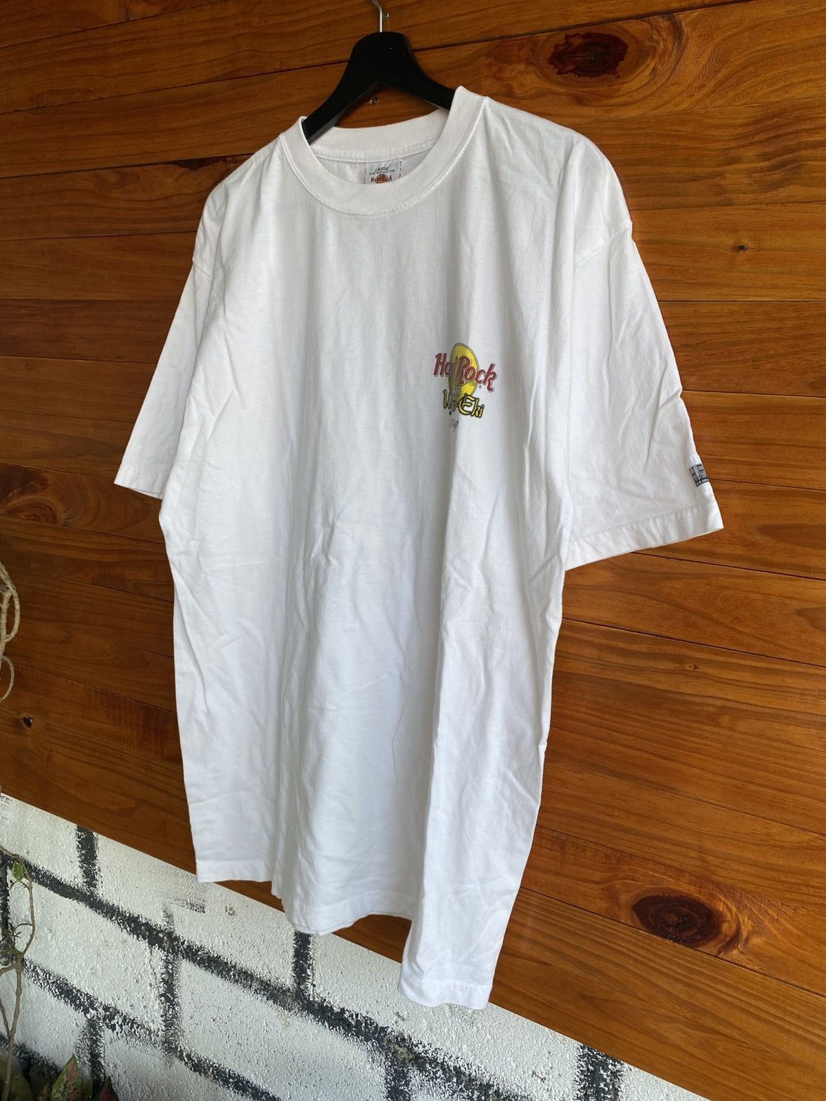 Hard Rock Cafe Vintage Hard Rock Cafe Ueno-Eki Tokyo Heavy Tee White 90s Size US L / EU 52-54 / 3 - 8 Thumbnail