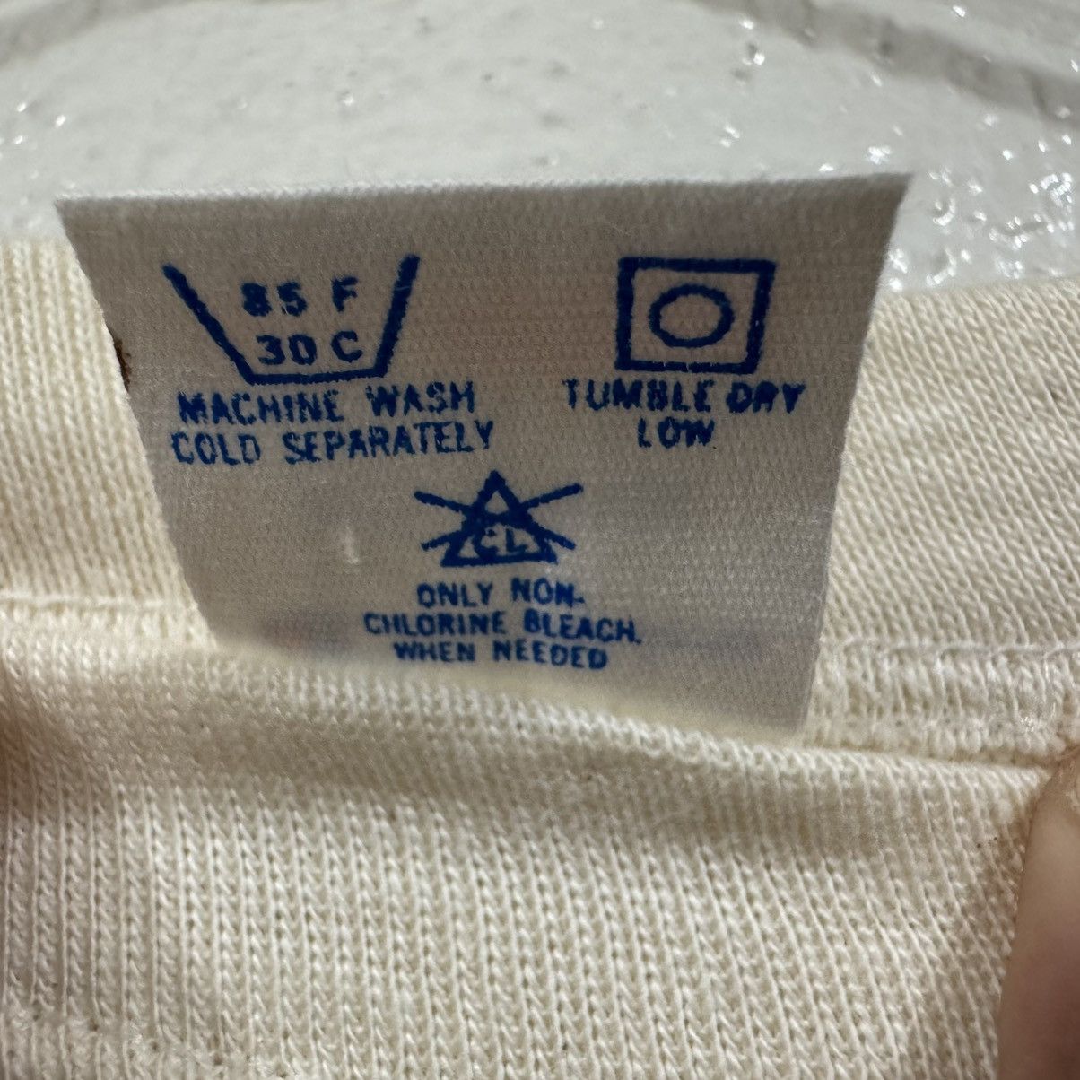Champion Vintage Villanova Champion Cream Blue Raglan Top Tee Shirt Size US XL / EU 56 / 4 - 5 Thumbnail
