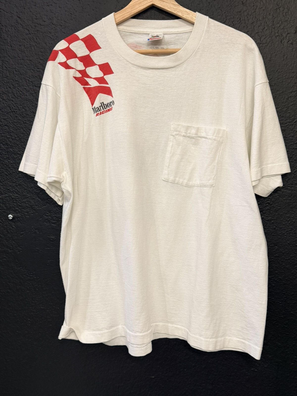 Vintage Vintage Marlboro Tee Size US XL / EU 56 / 4 - 1 Thumbnail