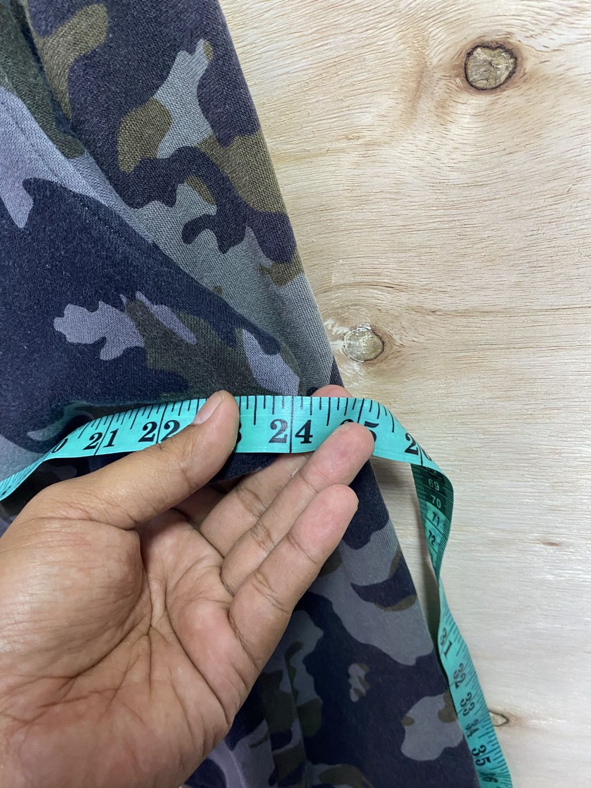 Under Armour Under Armour men's camo hoodie. Size US XL / EU 56 / 4 - 6 Thumbnail