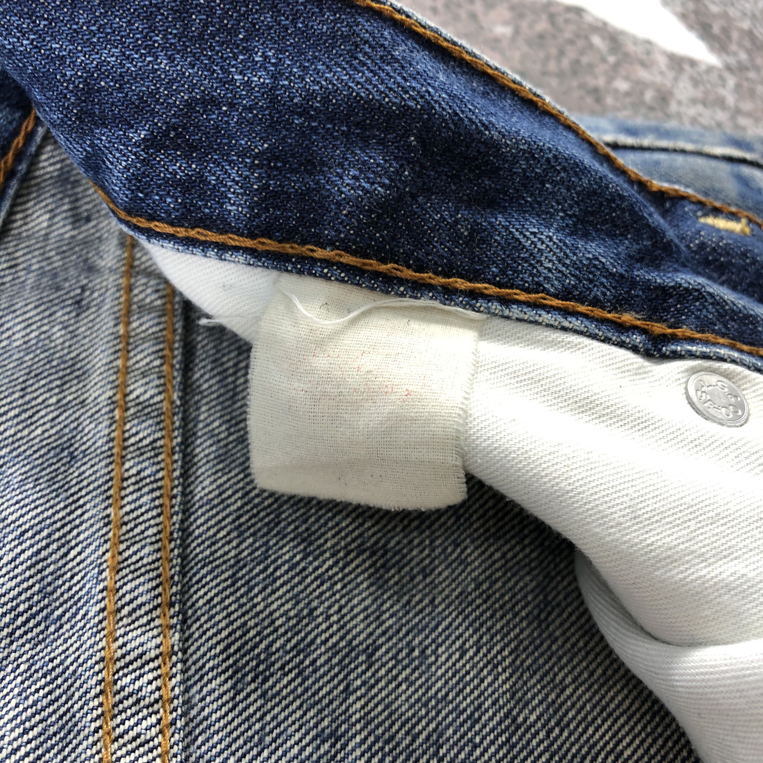 Levi's Vintage Levis 503 Jeans Distress Dark Wash Denim KJ851 Size US 32 / EU 48 - 16 Thumbnail