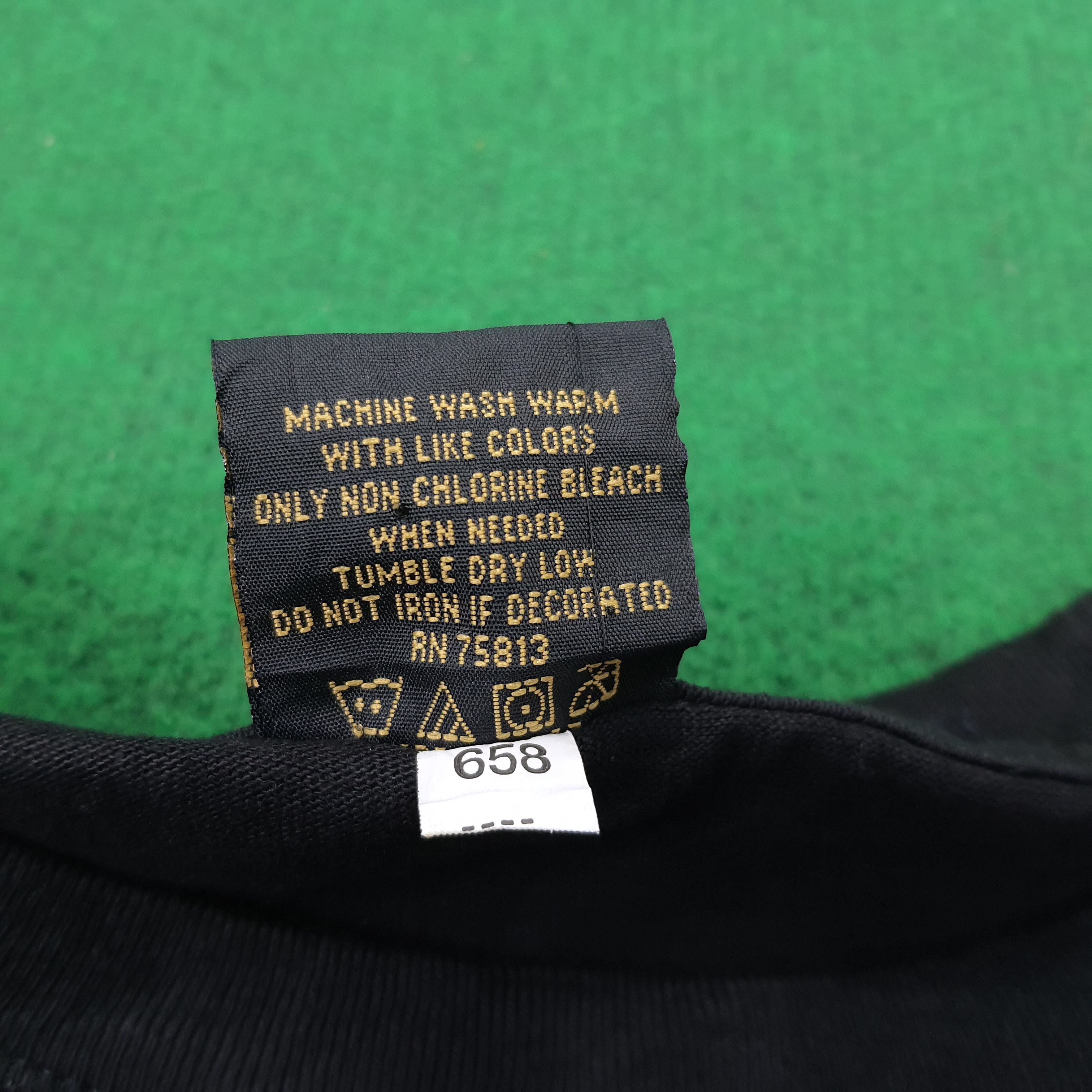 Band Tees × Vintage Vintage USHER Here I Stand Tour T-shirt Size US XL / EU 56 / 4 - 6 Thumbnail