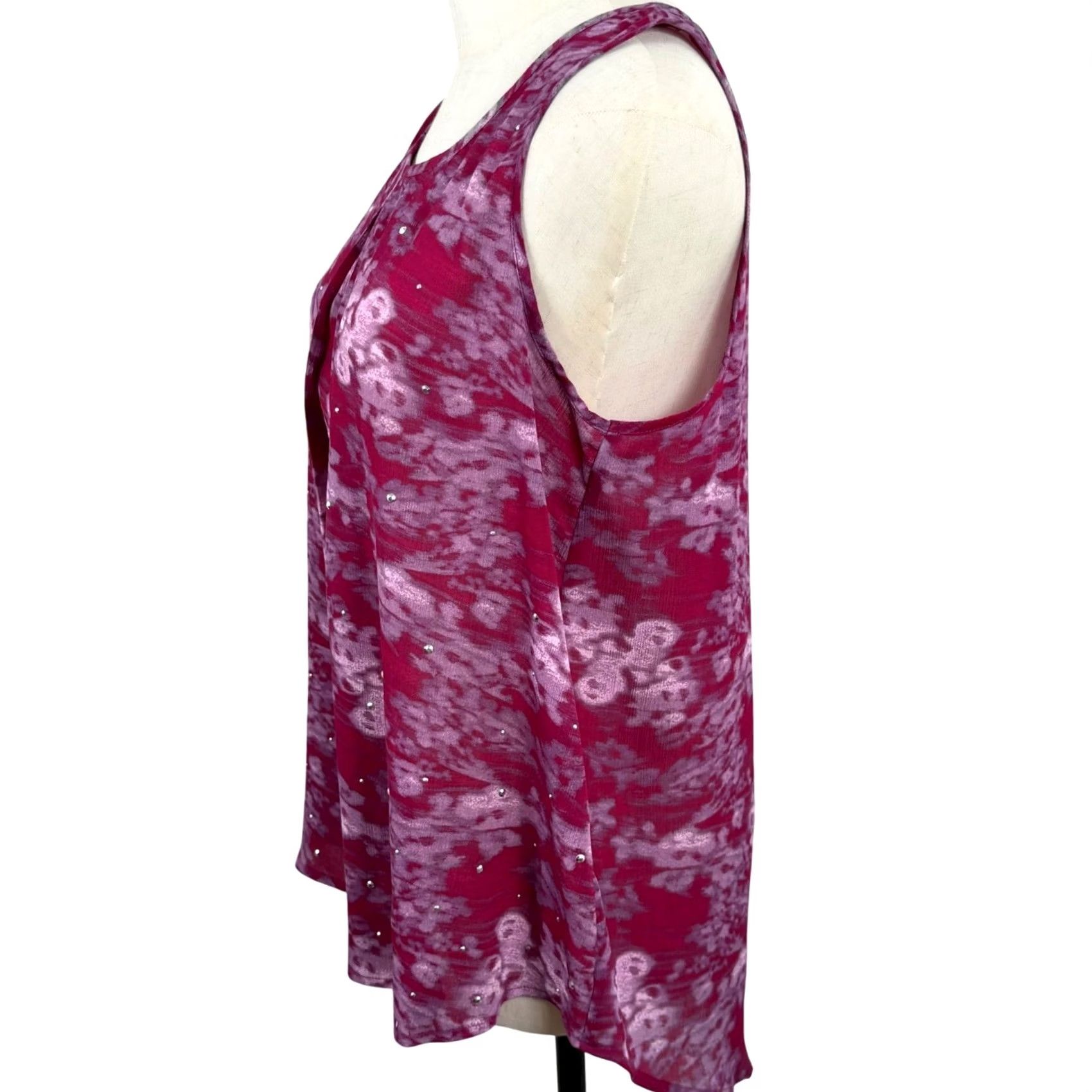 Juicy Couture Juicy Couture Blouse Sleeveless Round Neck Pink Abstract Floral Rhinestone Sheer M Womens High-Low Hem Summer Casual Party Cocktail (Adult) Womens Size M / US 6-8 / IT 42-44 - 3 Thumbnail