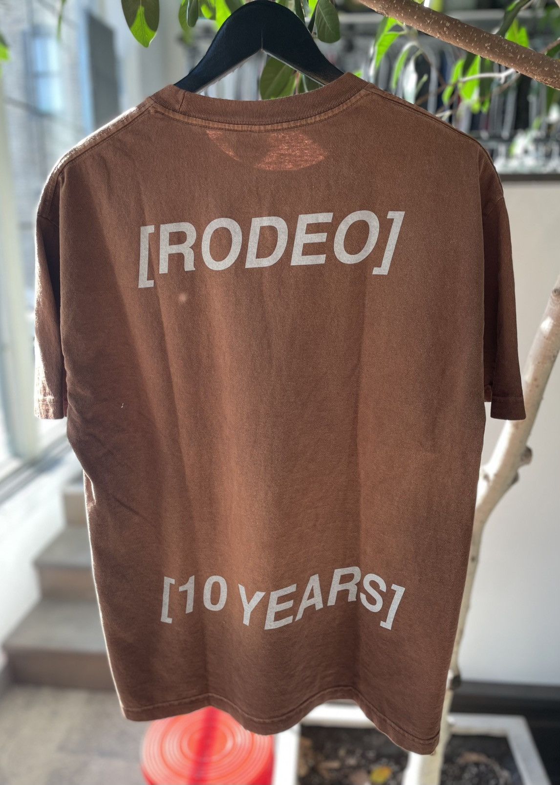 Palace Travis Scott Rodeo 10 Years La Flame Tee Size US L / EU 52-54 / 3 - 4 Thumbnail