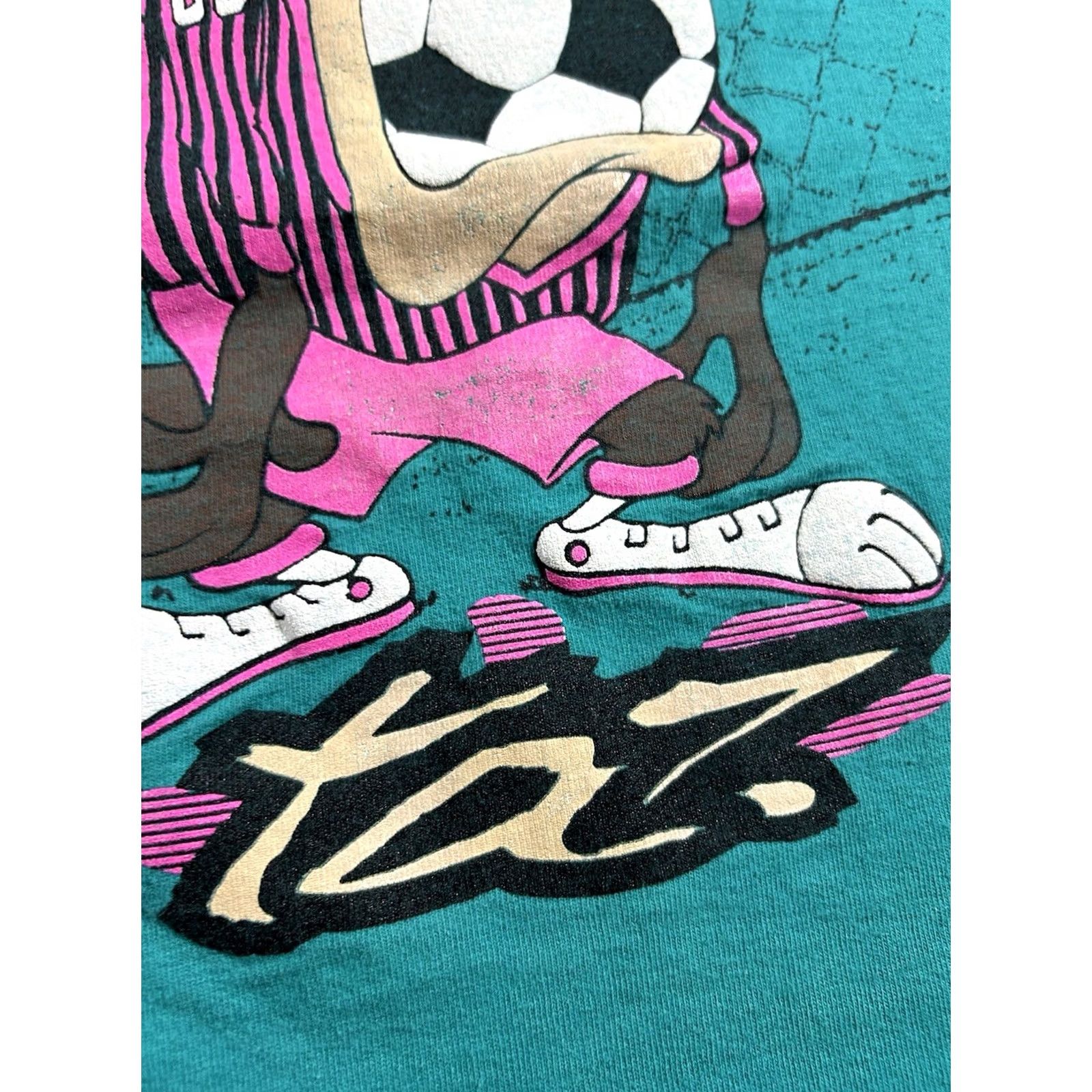 Vintage VINTAGE Taz Soccer Great Save Tee Shirt 1993 Looney Tunes Large 21.25x28.75 Blue/Green Mens Womens Unisex Adults T-Shirt Cartoon 90s Warner Bros Size US L / EU 52-54 / 3 - 5 Thumbnail