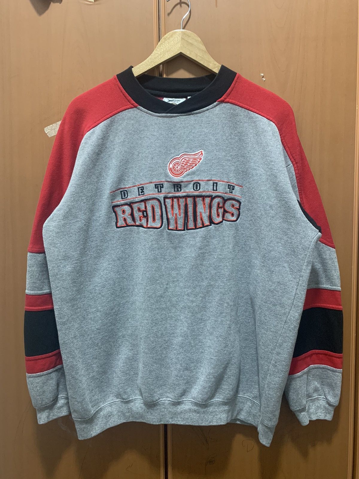 Vintage NHL Detroit Red Wings Sweatshirt