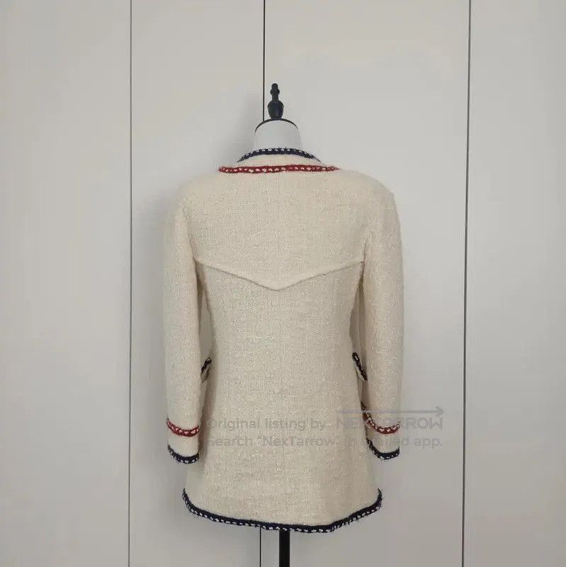 Chanel Chanel Winter Wool Blend Coat in Cream . Size S / US 4 / IT 40 - 3 Thumbnail