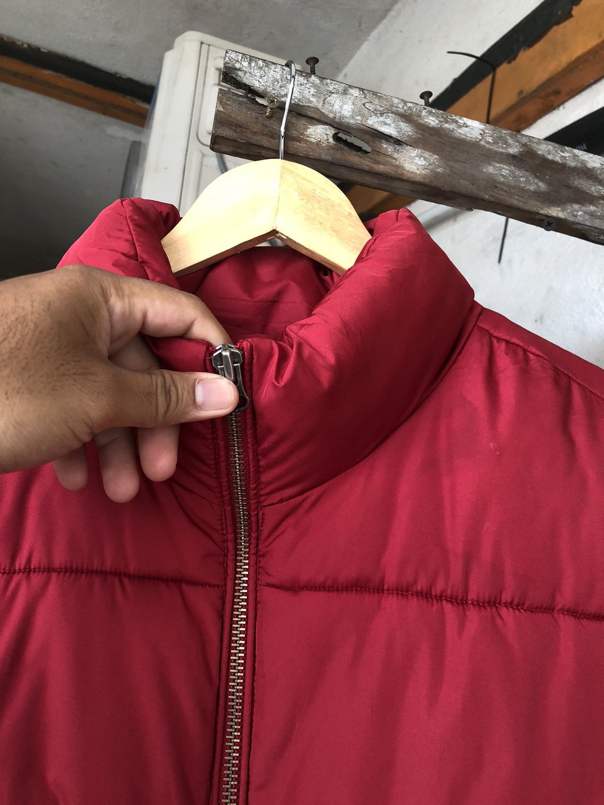 Gap Gap Minimalist Red Puffer Vest Jacket For Winter Size US XL / EU 56 / 4 - 11 Thumbnail