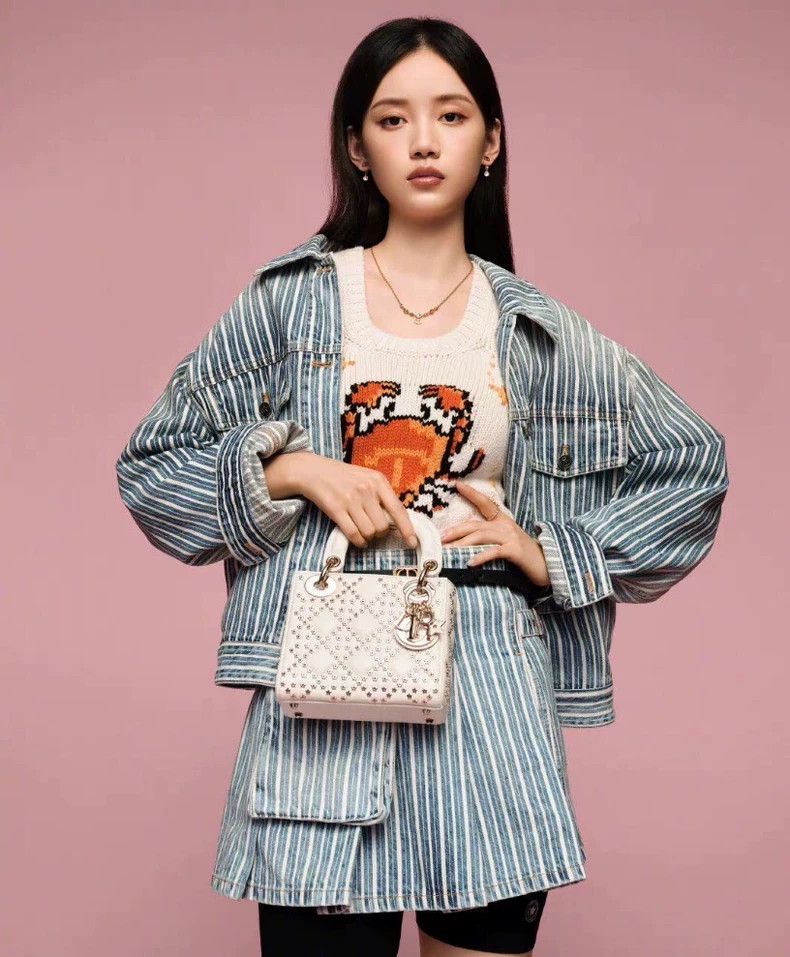 Dior Dior 22 Tanabata Series Beige Crab Inlaid Wool Round Neck Size XS / US 0-2 / IT 36-38 - 8 Thumbnail