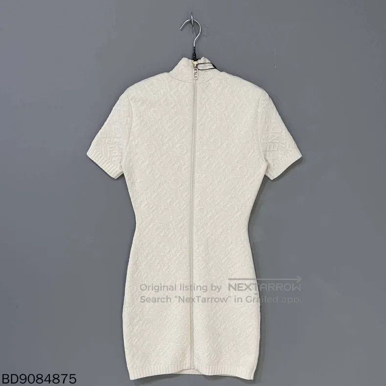 Fendi Fendi Embroidered logo maxi dress with relief design Size XS / US 0-2 / IT 36-38 - 3 Thumbnail