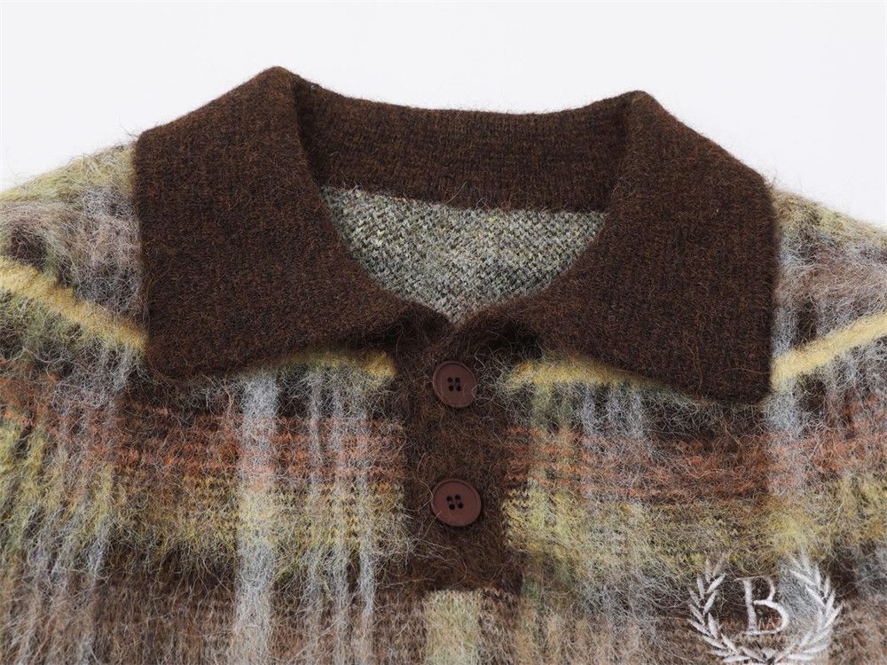 Vintage American style lapel loose casual plaid pullover sweater Size US M / EU 48-50 / 2 - 3 Thumbnail