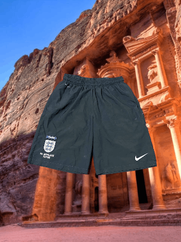 Nike Shorts Nike logo DRI-FIT size M vintage THE FA ENGLAND Size US 32 / EU 48 - 1 Thumbnail