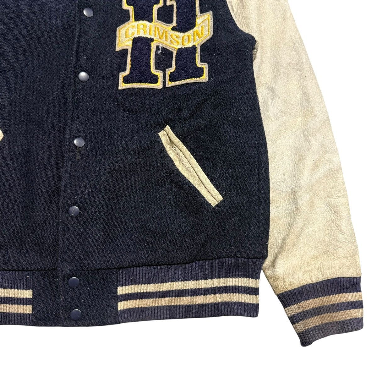 Vintage Vintage Harvard University Wool Leather Varsity Jacket Size US L / EU 52-54 / 3 - 6 Thumbnail