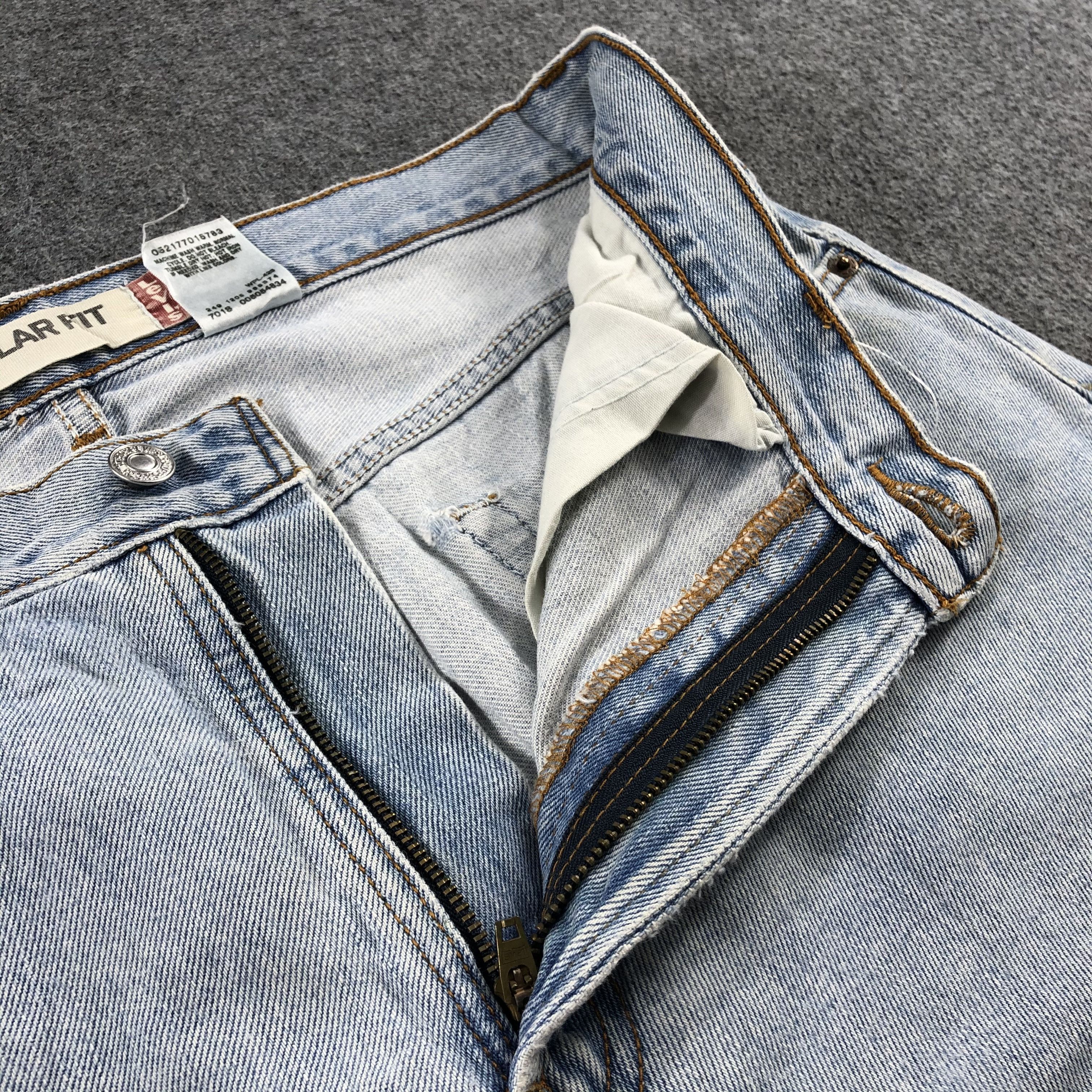 Levi's Vintage Light Wash Levis 505 Jeans-J2469 Size US 34 / EU 50 - 9 Thumbnail