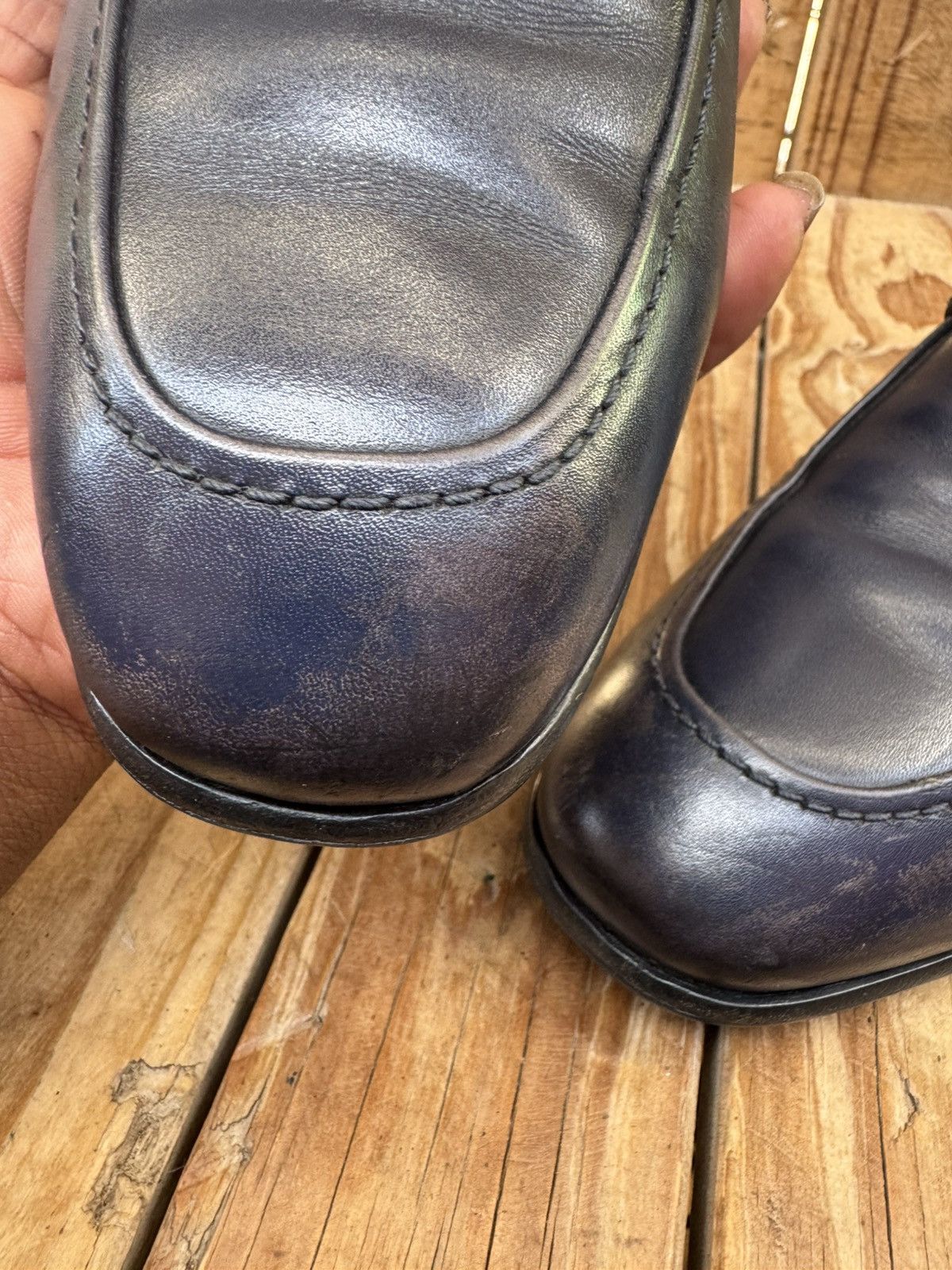 Salvatore Ferragamo Salvatore Ferragamo dark blue Leather shoes Sz USA 7.5 EEE Size US 7.5 / EU 40-41 - 19 Thumbnail