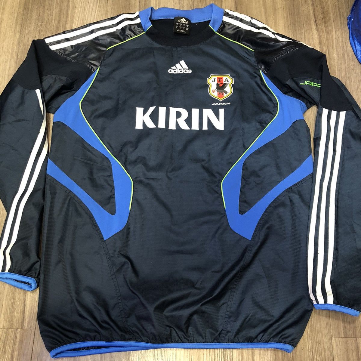 Adidas Japan national Team sweater Size US M / EU 48-50 / 2 - 1 Thumbnail