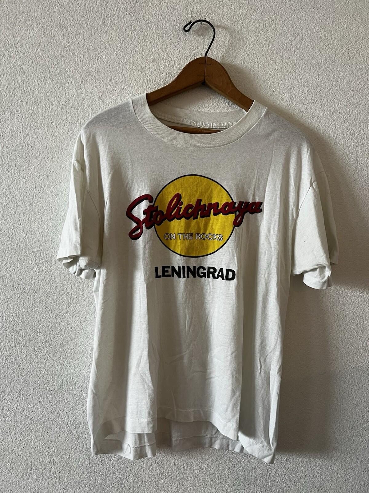 The Unbranded Brand Vintage Stolichnaya Vodka Leningrad On The Rocks Shirt XL Size US L / EU 52-54 / 3 - 1 Thumbnail