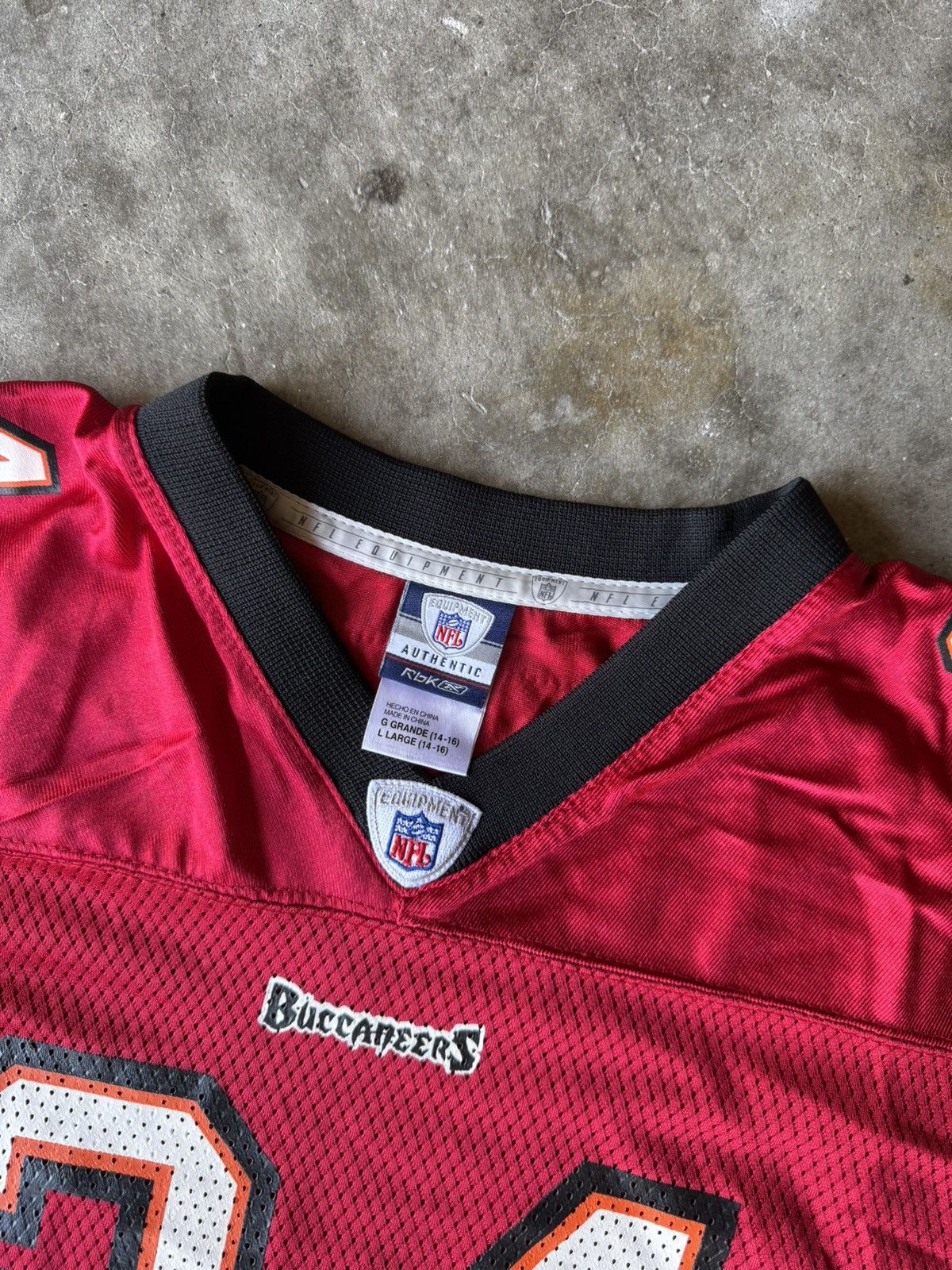 Reebok × Vintage Tampa Bay Buccanners Football Jersey by Reebok Size Large Size US L / EU 52-54 / 3 - 3 Thumbnail