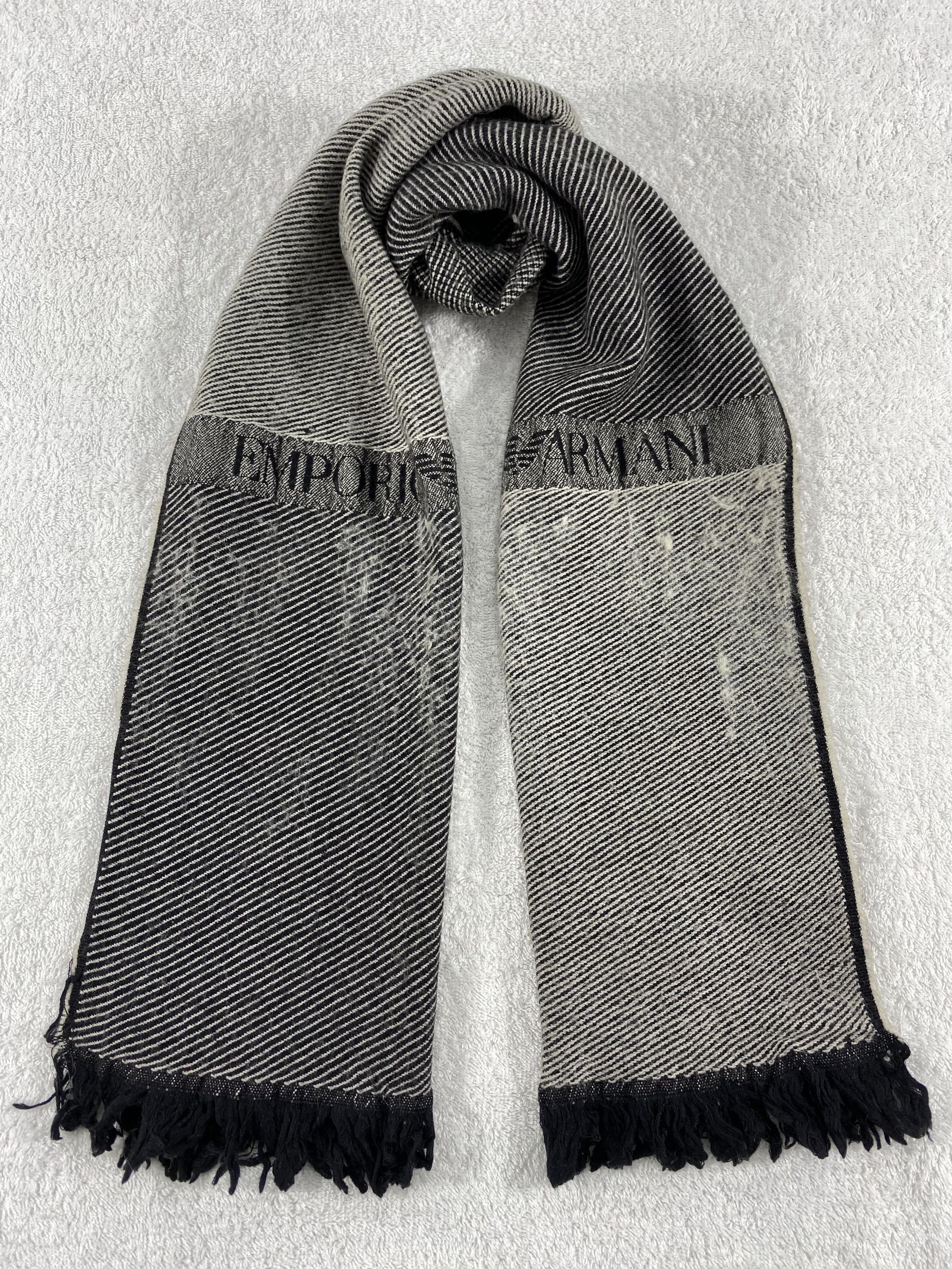 Emporio Armani Vintage Emporio Armani Scarf/Muffler/Neckwear MF689 Size ONE SIZE - 1 Thumbnail