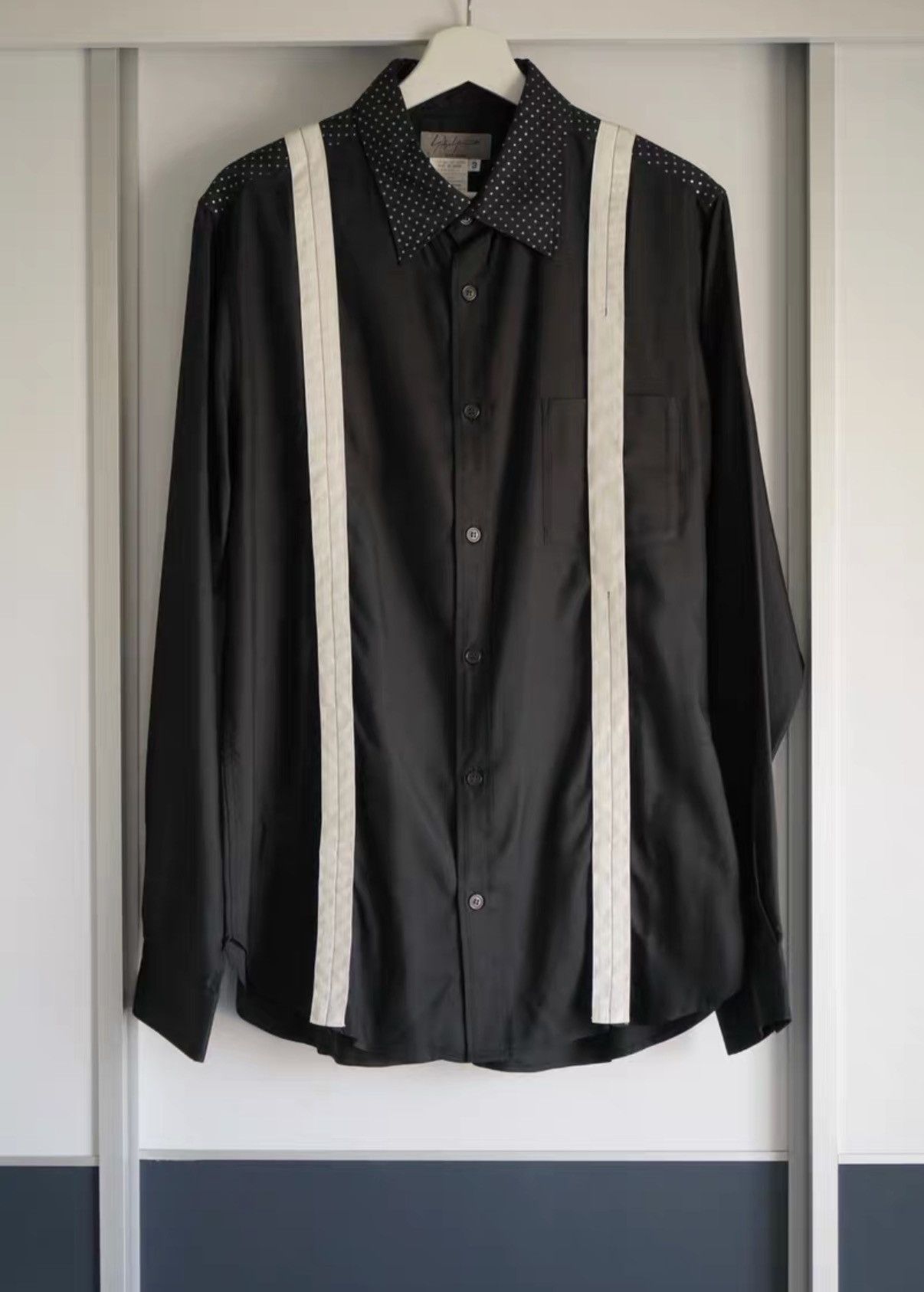 Yohji Yamamoto Yohji Yamamoto 07ss Suspender Decor Silk Shirt K4 Size US L / EU 52-54 / 3 - 1 Thumbnail