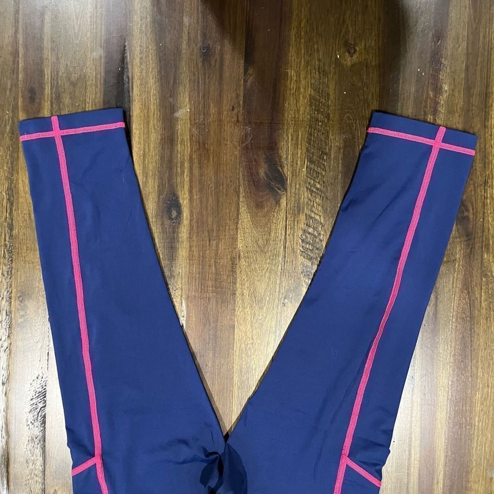 Vineyard Vines Vineyard Vines Performance Cropped Leggings Women's Size XS Size 24" / US 00 / IT 34 - 6 Thumbnail
